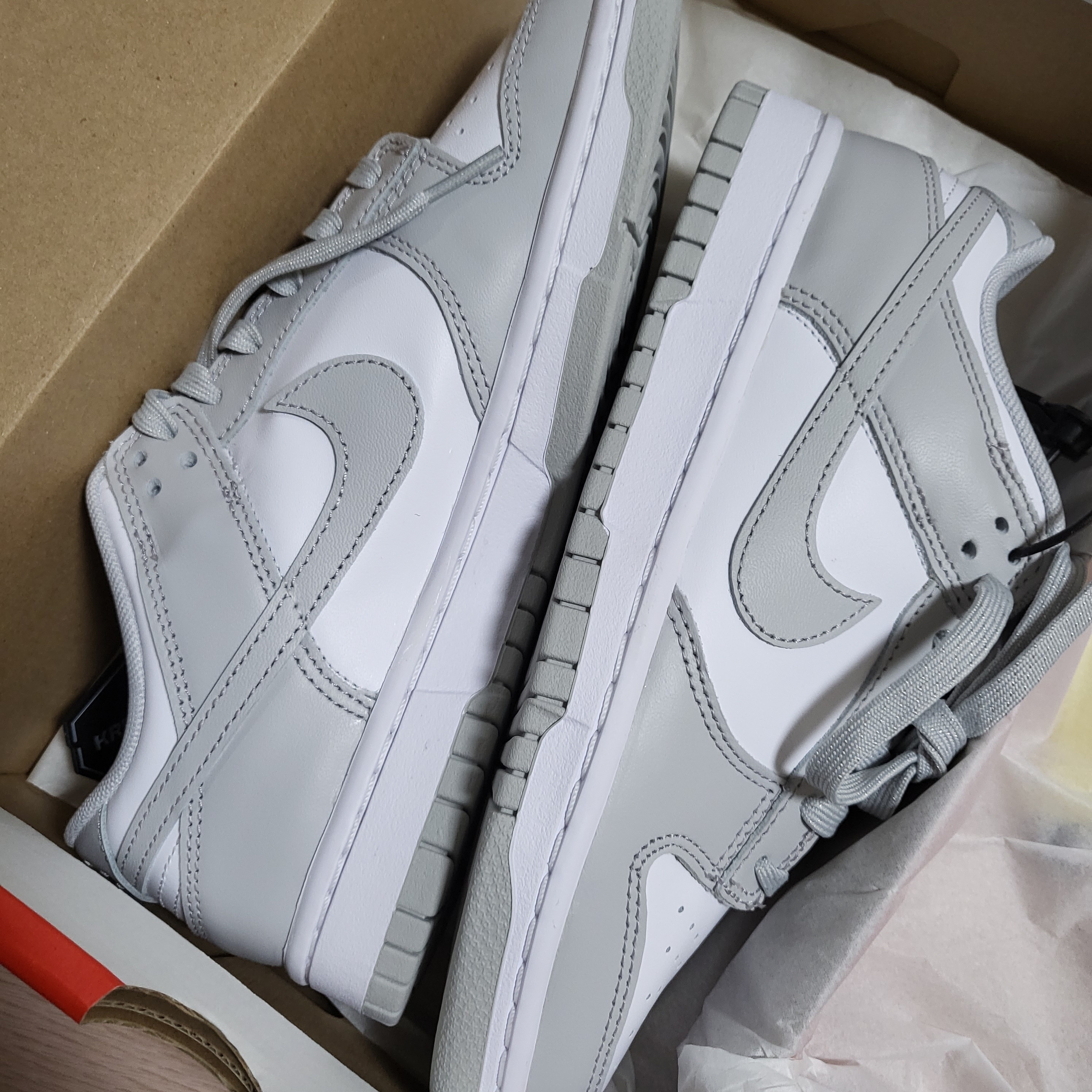 Nike Dunk Low Retro Grey Fog 착용 스타일 - 1