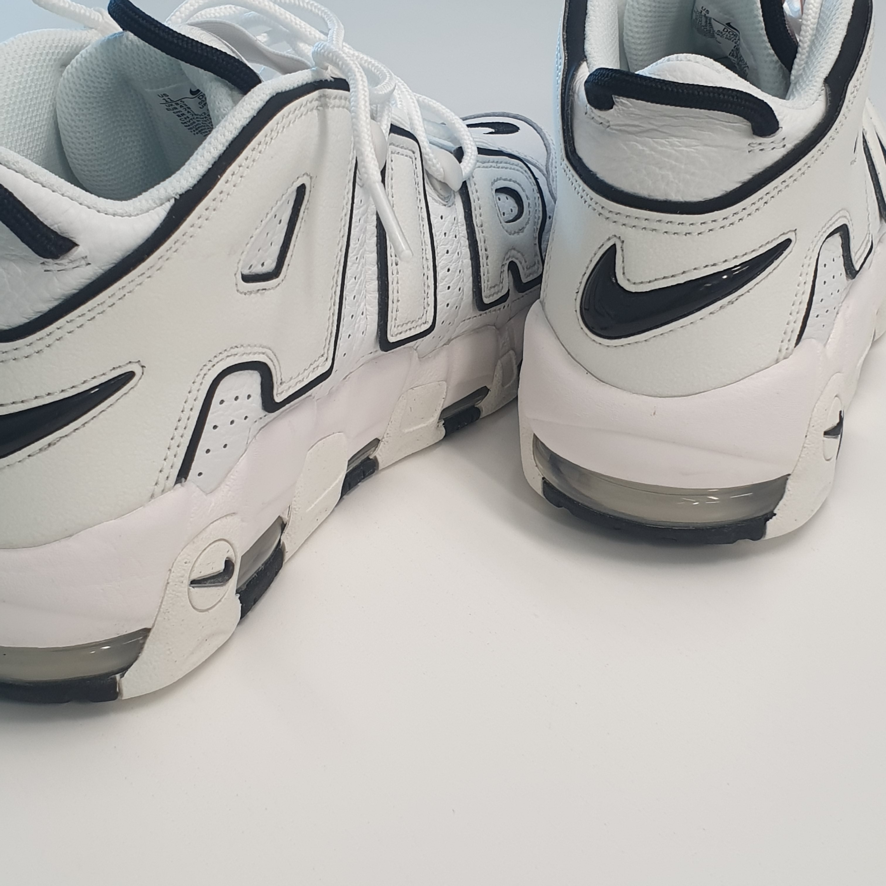 (W) Nike Air More Uptempo Summit White 착용 스타일 - 3
