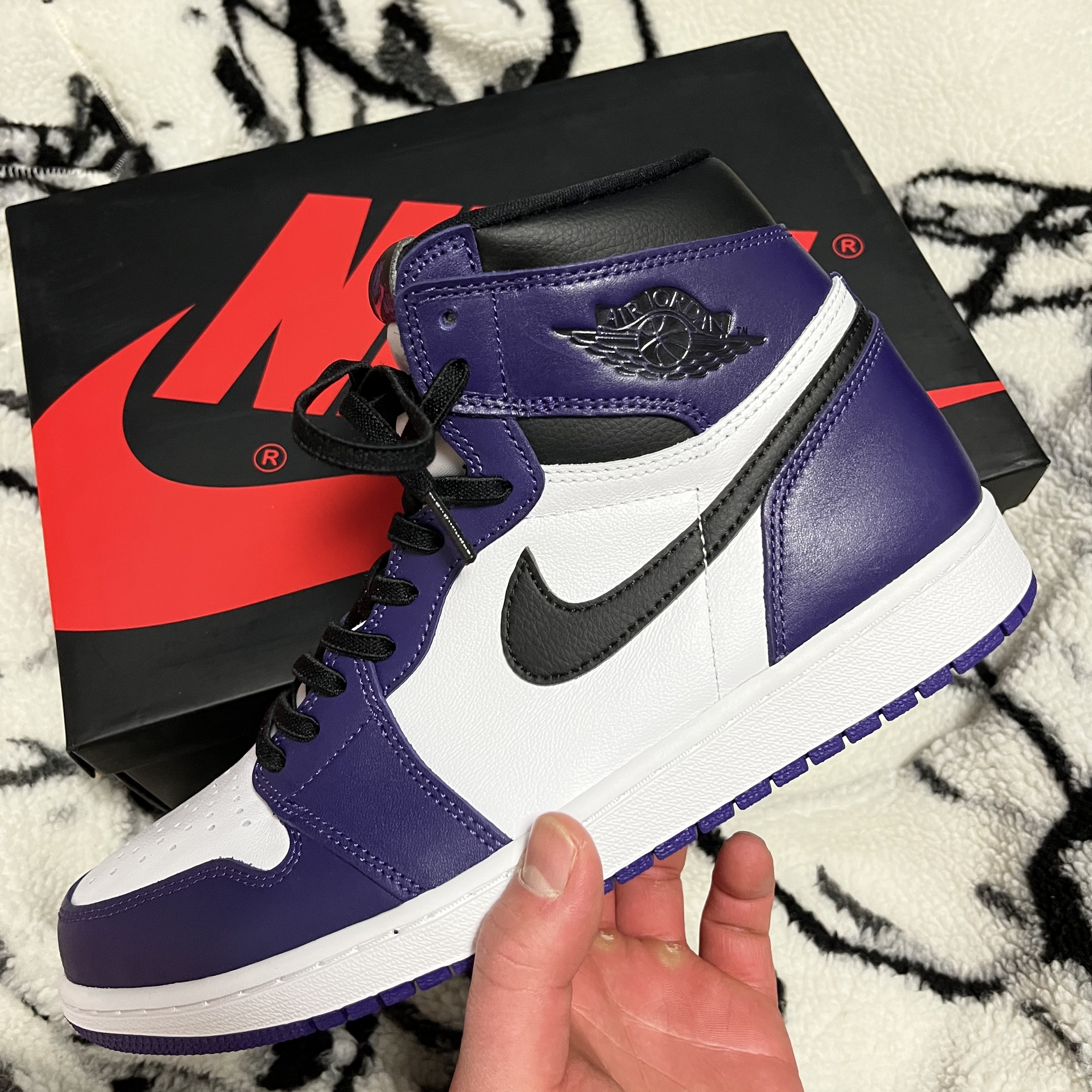 Jordan 1 Retro High OG Court Purple 2020 착용 스타일 - 1