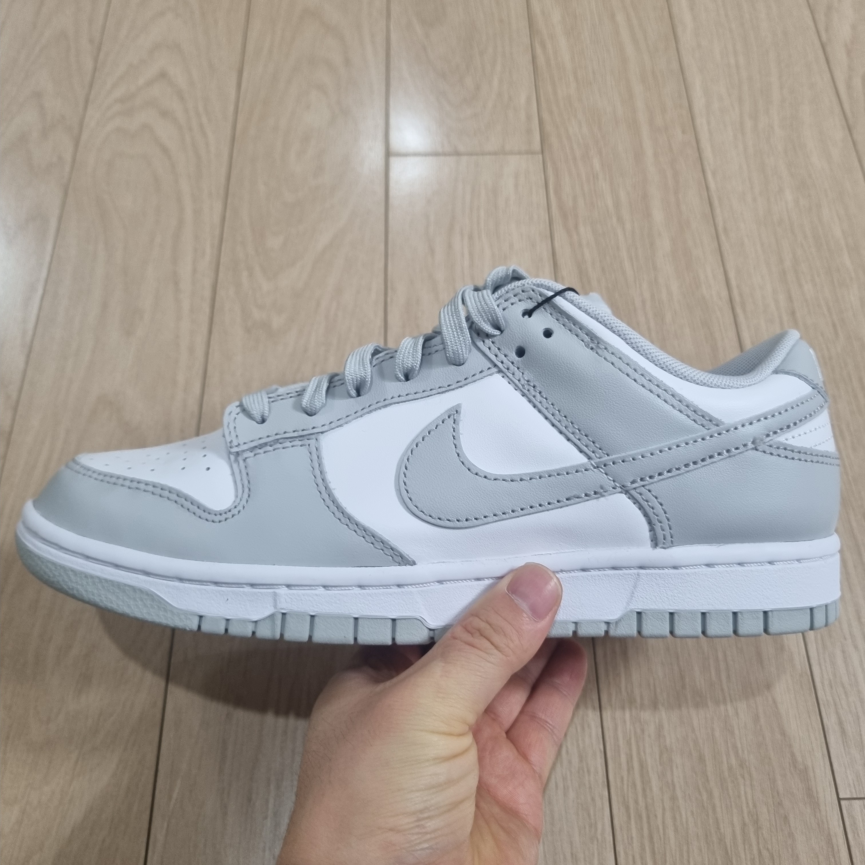 Nike Dunk Low Retro Grey Fog 착용 스타일 - 2