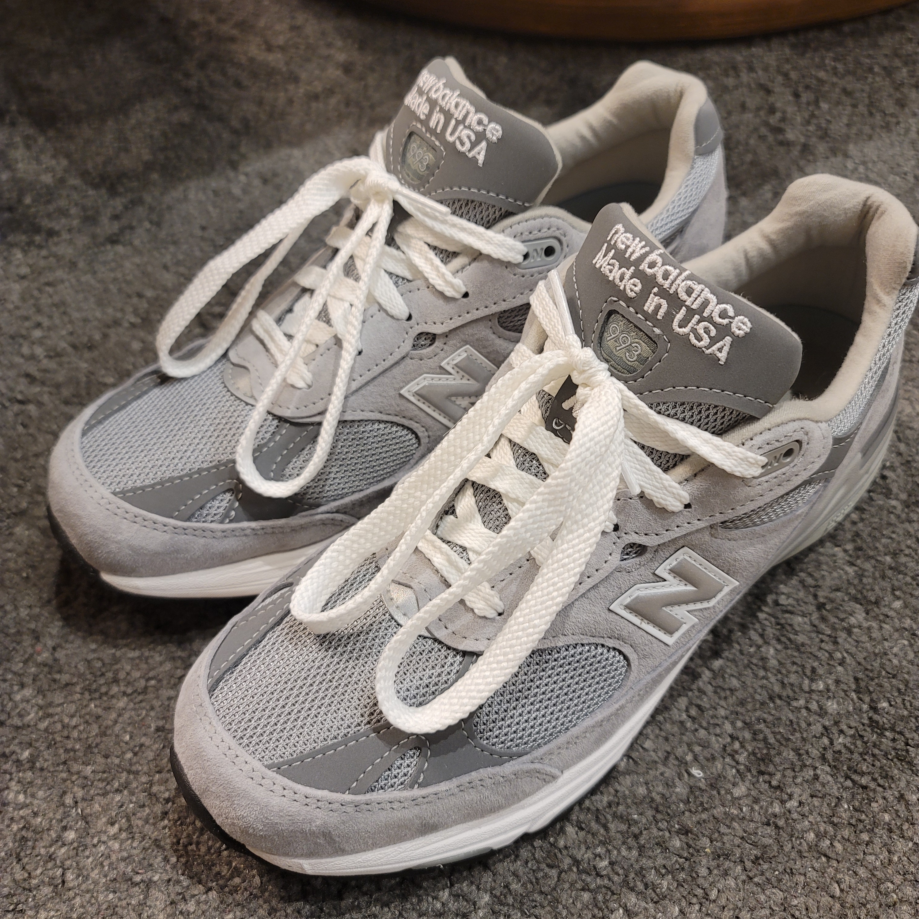 (W) New Balance 993 Made in USA Grey - B Standard 착용 스타일 - 1
