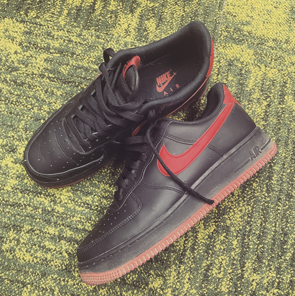 Nike Air Force 1 Low Bred 착용 스타일