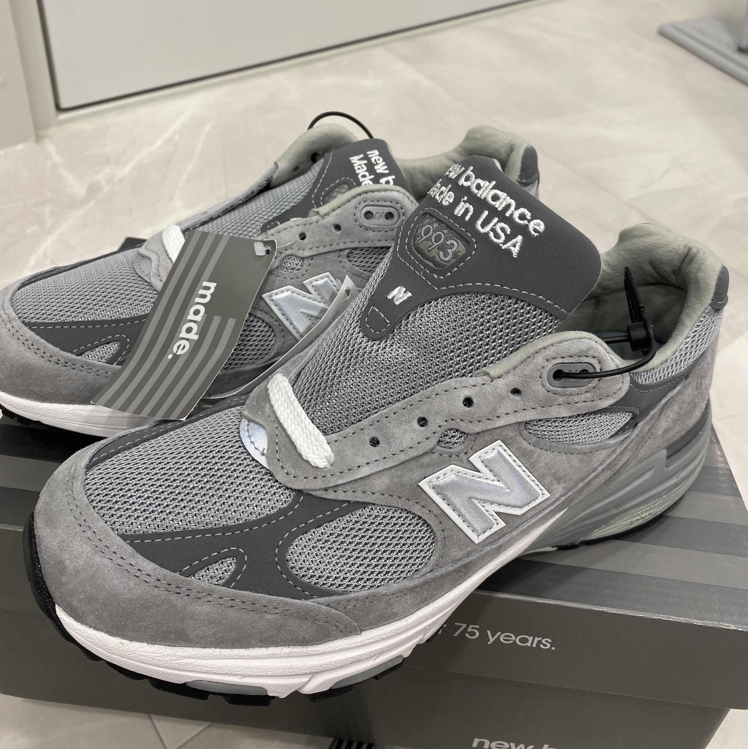 New Balance 993 Made in USA Grey - D Standard 착용 스타일 - 2