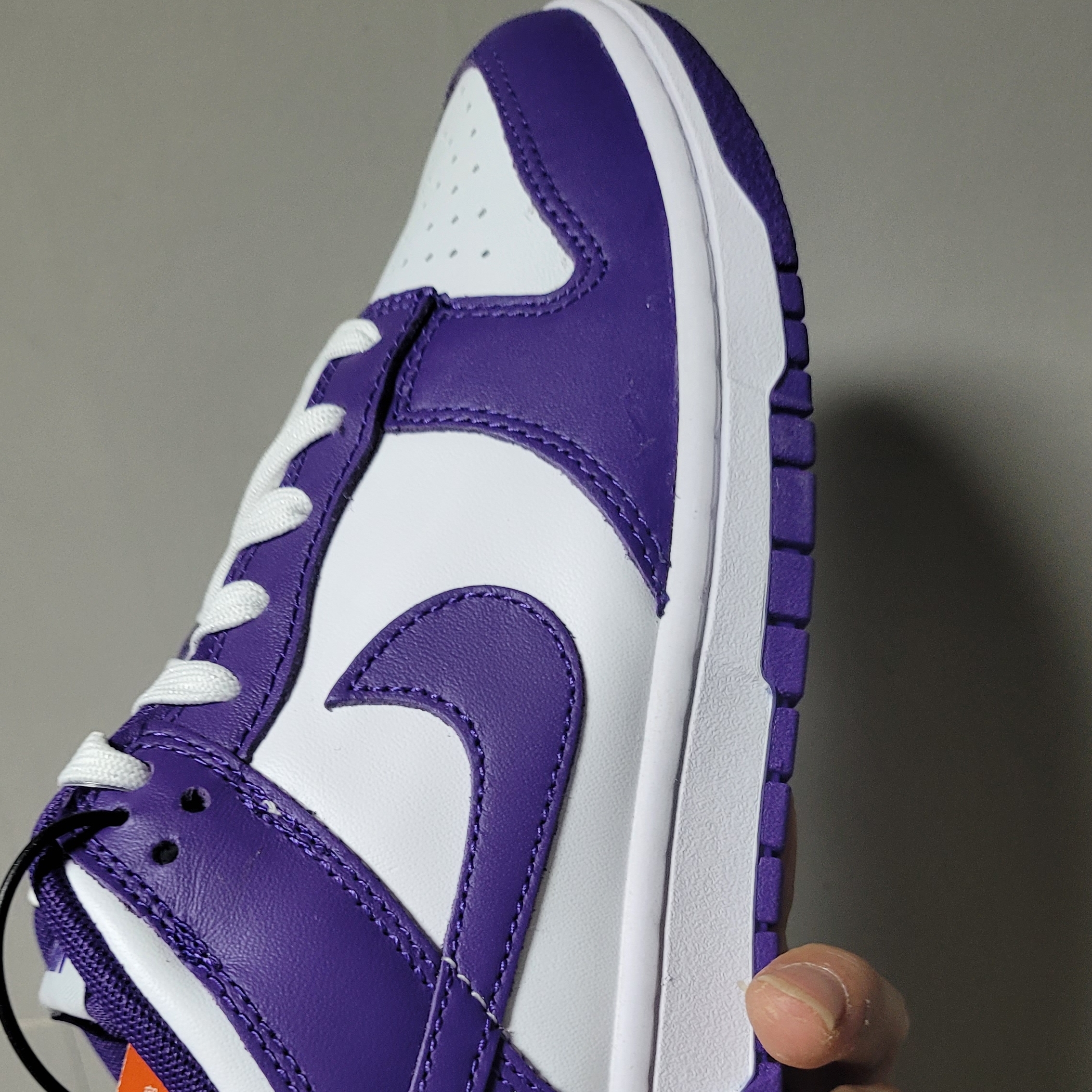 Nike Dunk Low Retro Championship Court Purple 착용 스타일 - 3