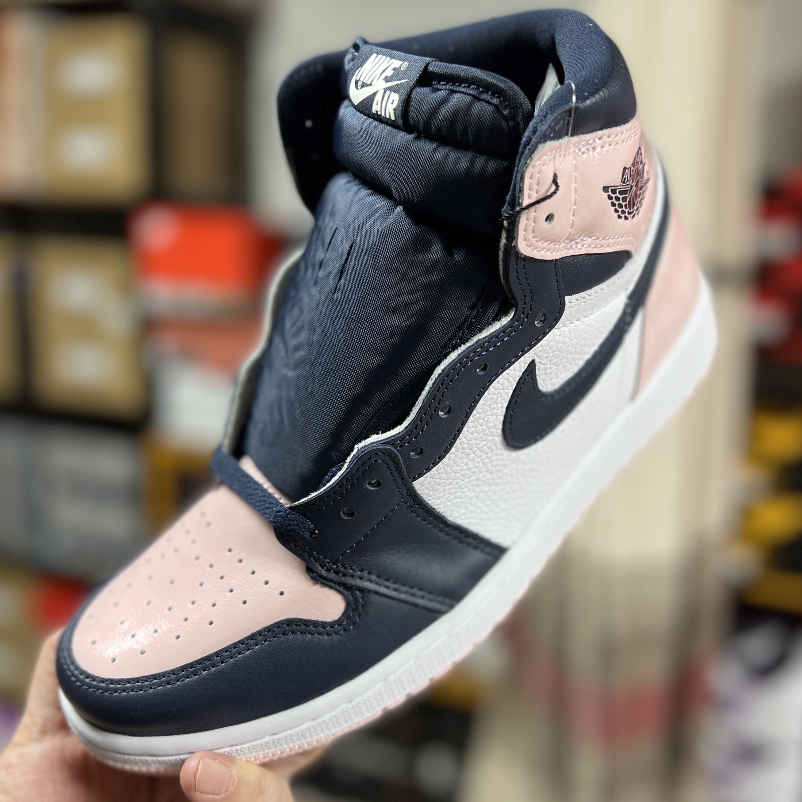 (W) Jordan 1 Retro High OG Atmosphere 착용 스타일 - 1