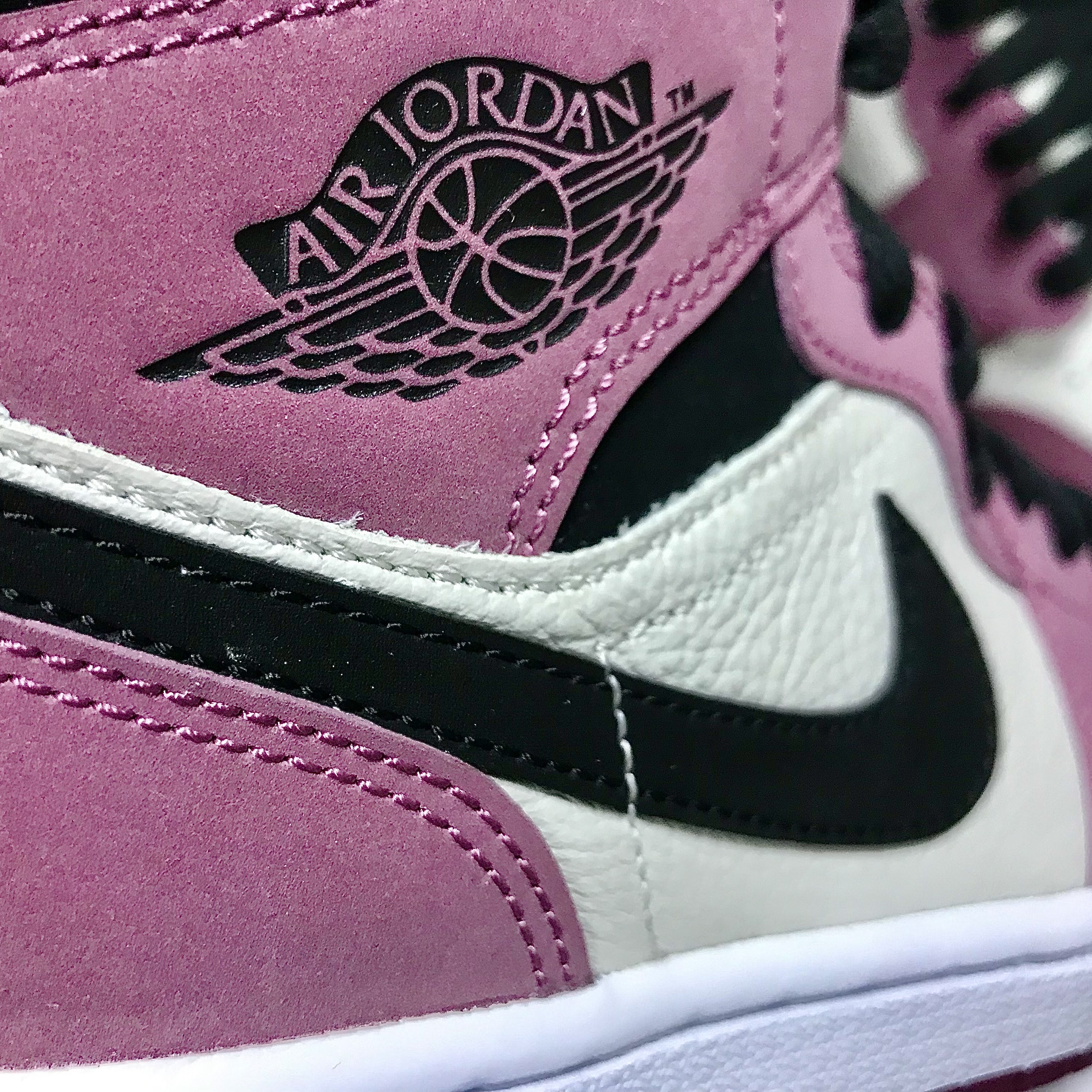 (W) Jordan 1 Mid SE Light Mulberry 착용 스타일 - 1