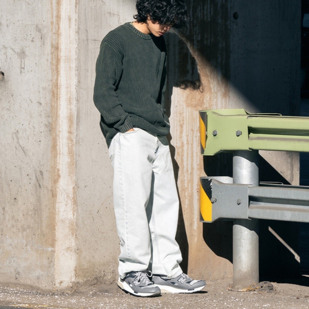 New Balance 1600 Legacy Grey 착용 스타일