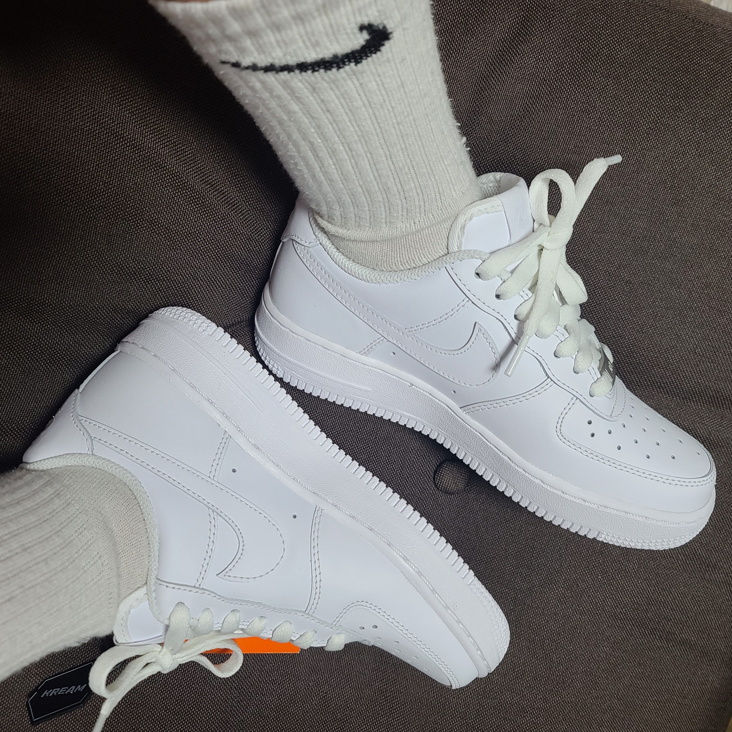 (W) Nike Air Force 1 '07 Low White 착용 스타일 - 1