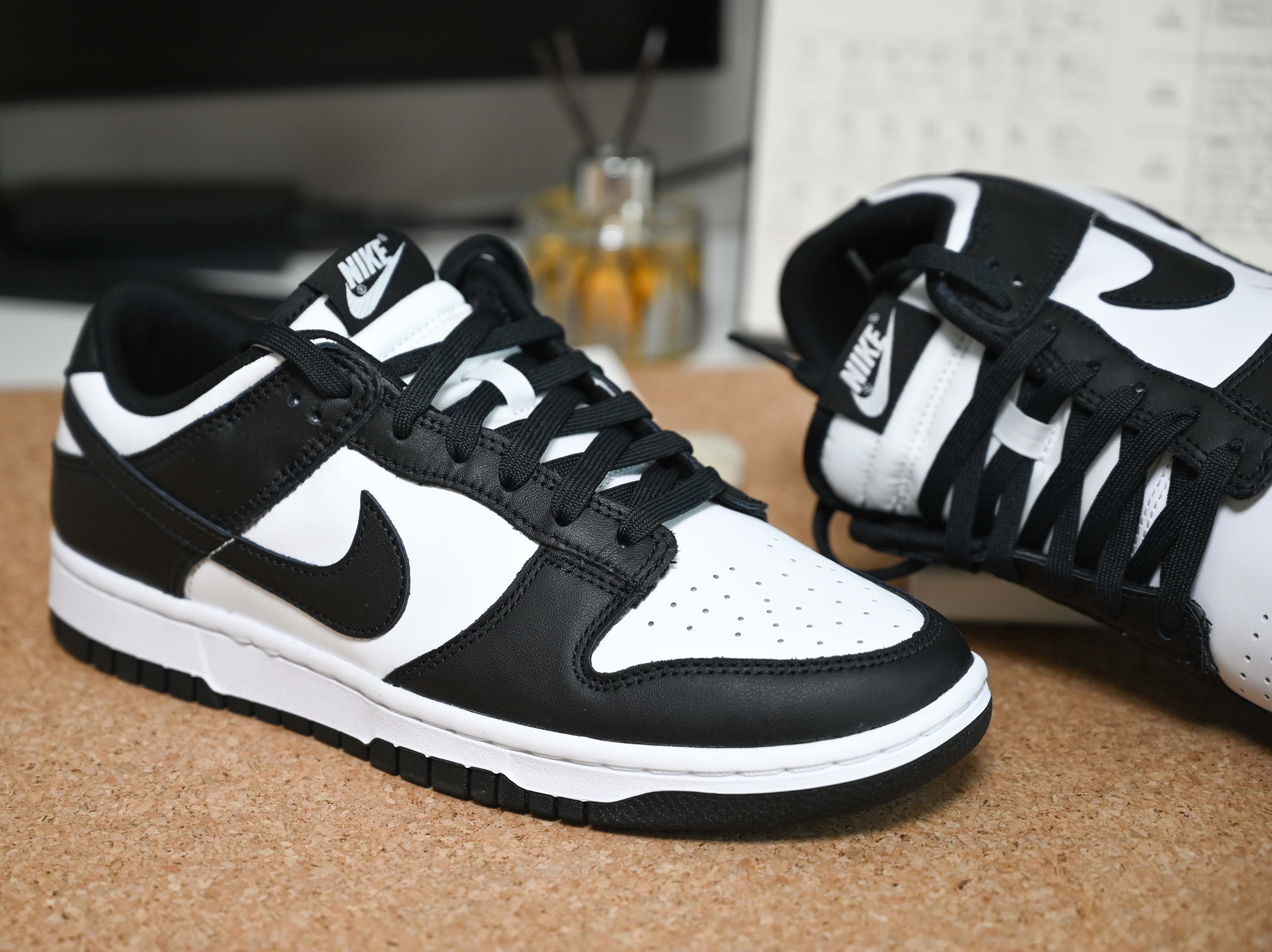 Nike Dunk Low Retro Black 착용 스타일 - 2