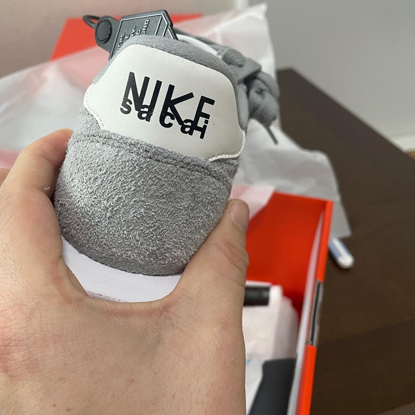 Nike x Sacai x Fragment LDWaffle Light Smoke Grey 착용 스타일 - 2