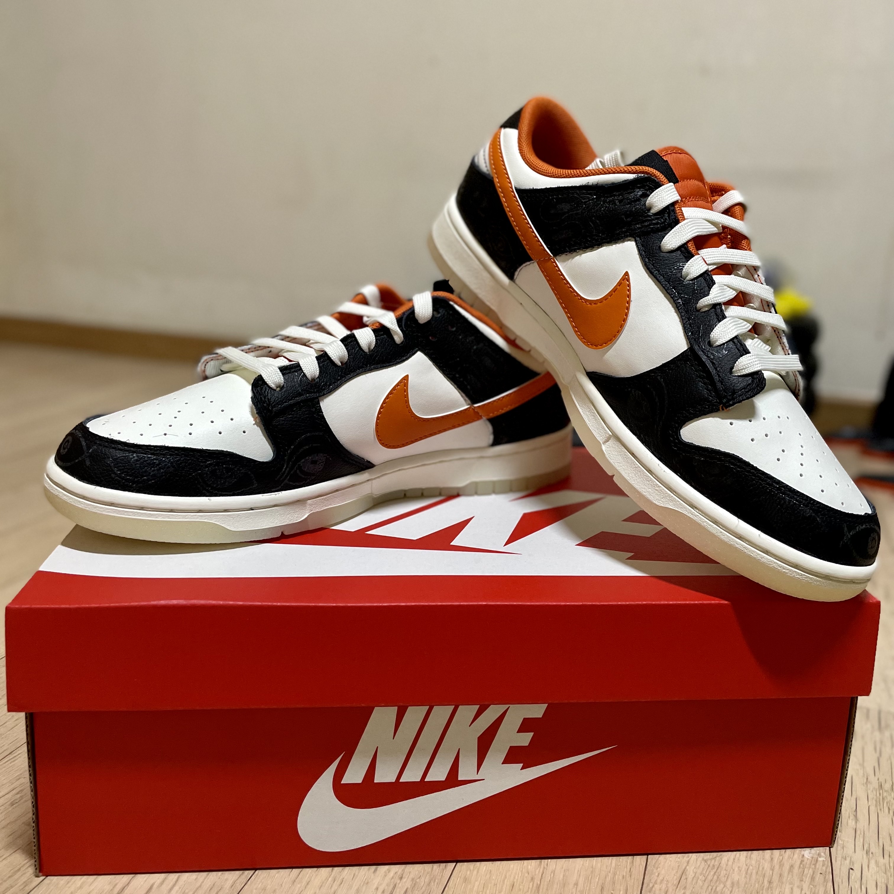Nike Dunk Low Retro PRM Halloween, (GS) Nike Dunk Low PRM Halloween 착용 스타일 - 3
