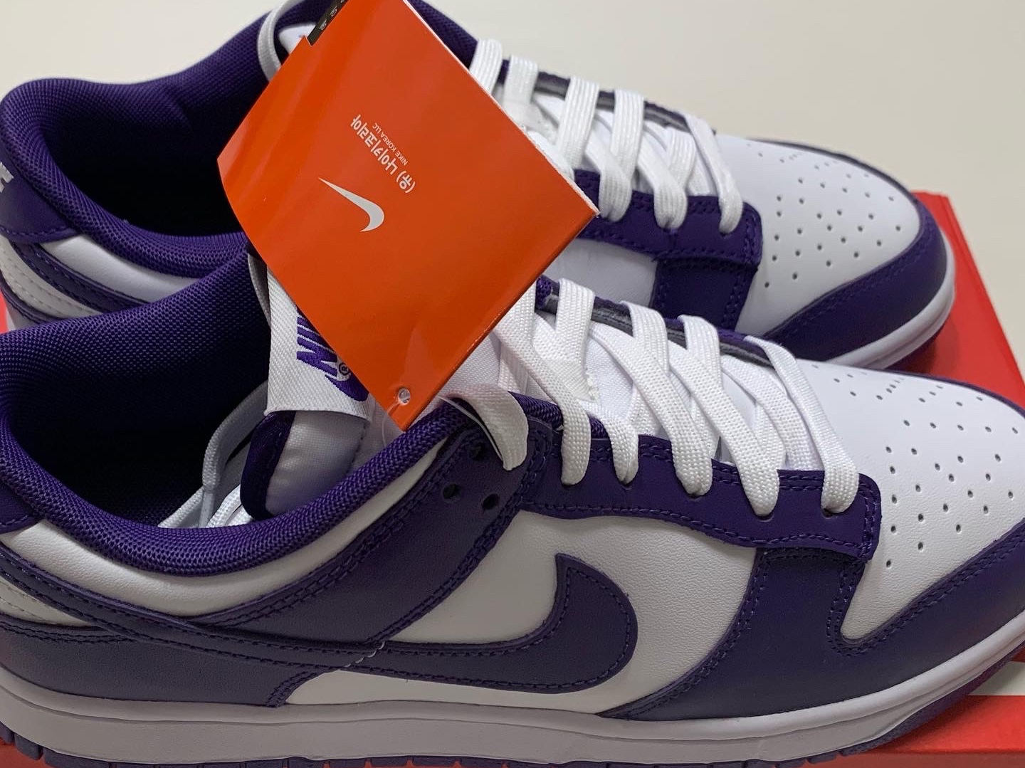 Nike Dunk Low Retro Championship Court Purple 착용 스타일 - 2