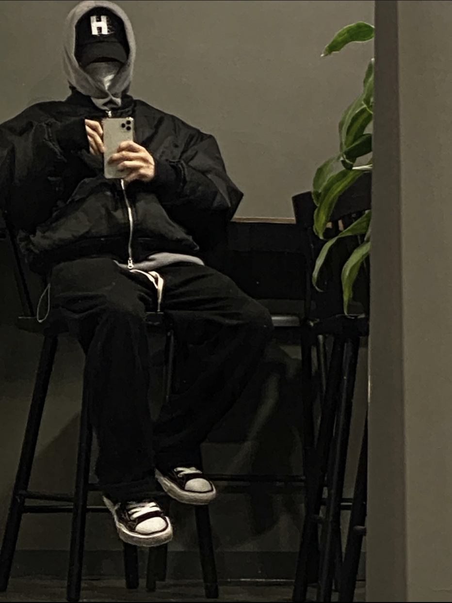 Maison Mihara Yasuhiro Peterson OG Sole Canvas Low Sneakers Black 착용 스타일