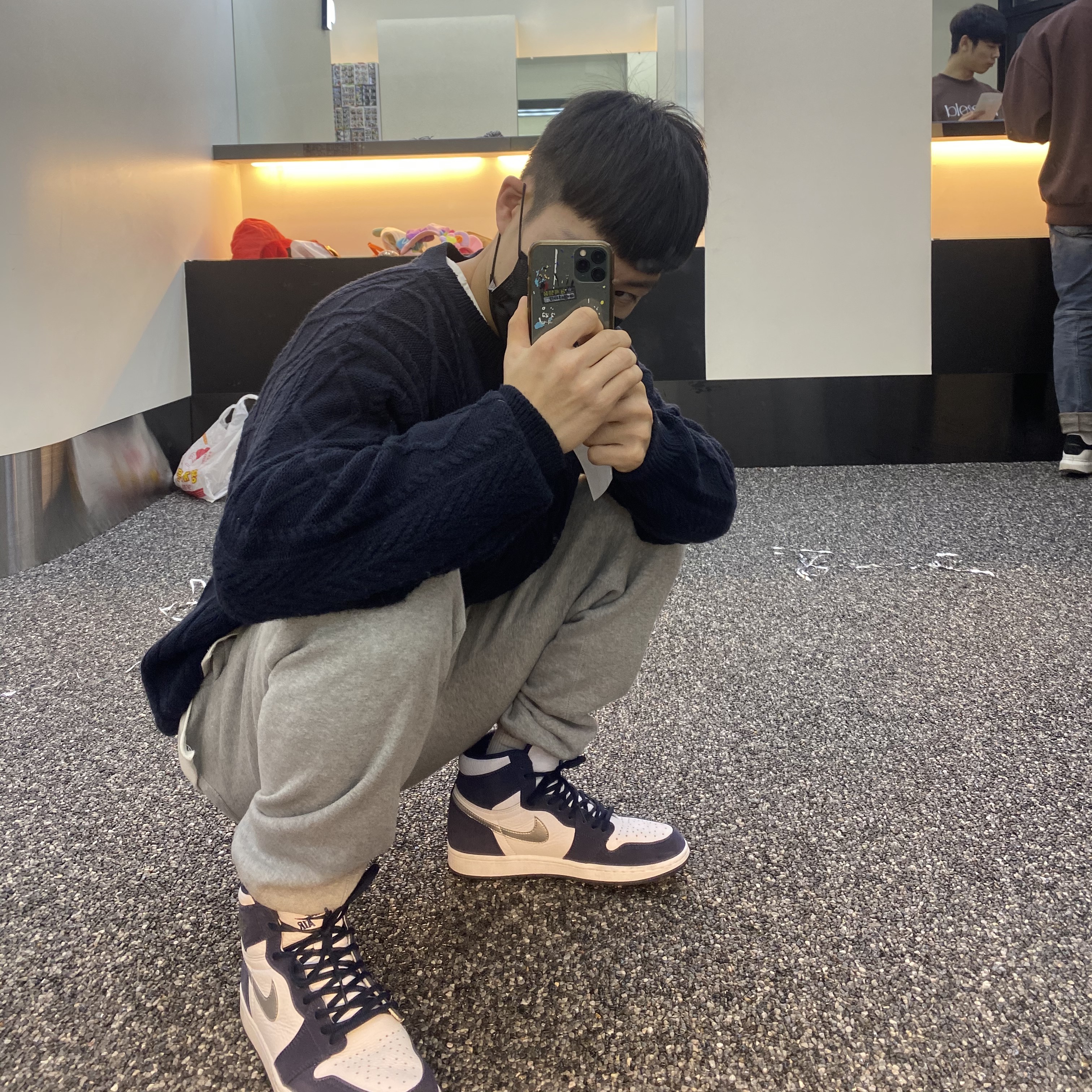 Jordan 1 Retro High OG CO.JP Midnight Navy 착용 스타일