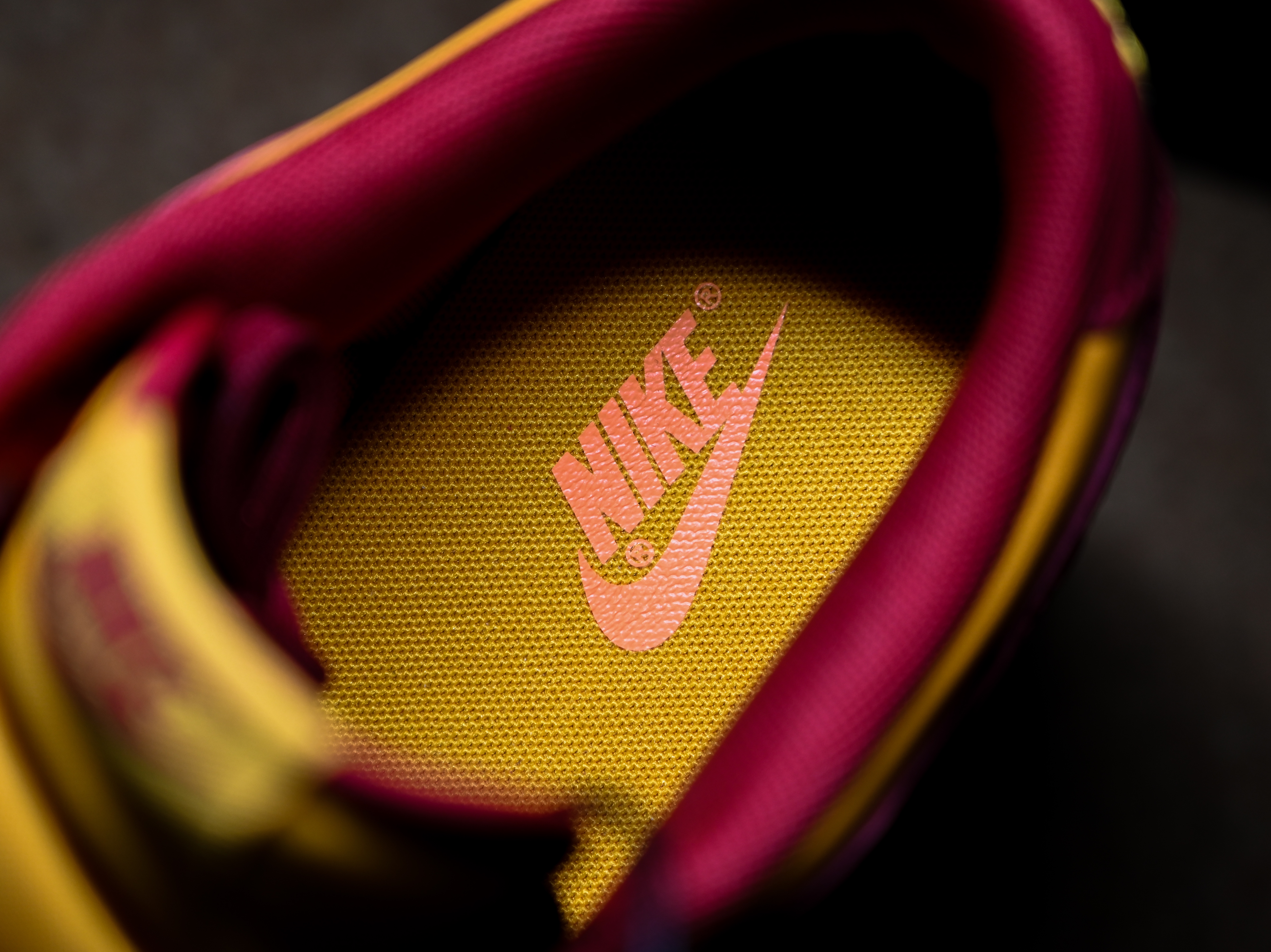 Nike Dunk Low Retro Championship Gold 착용 스타일 - 5