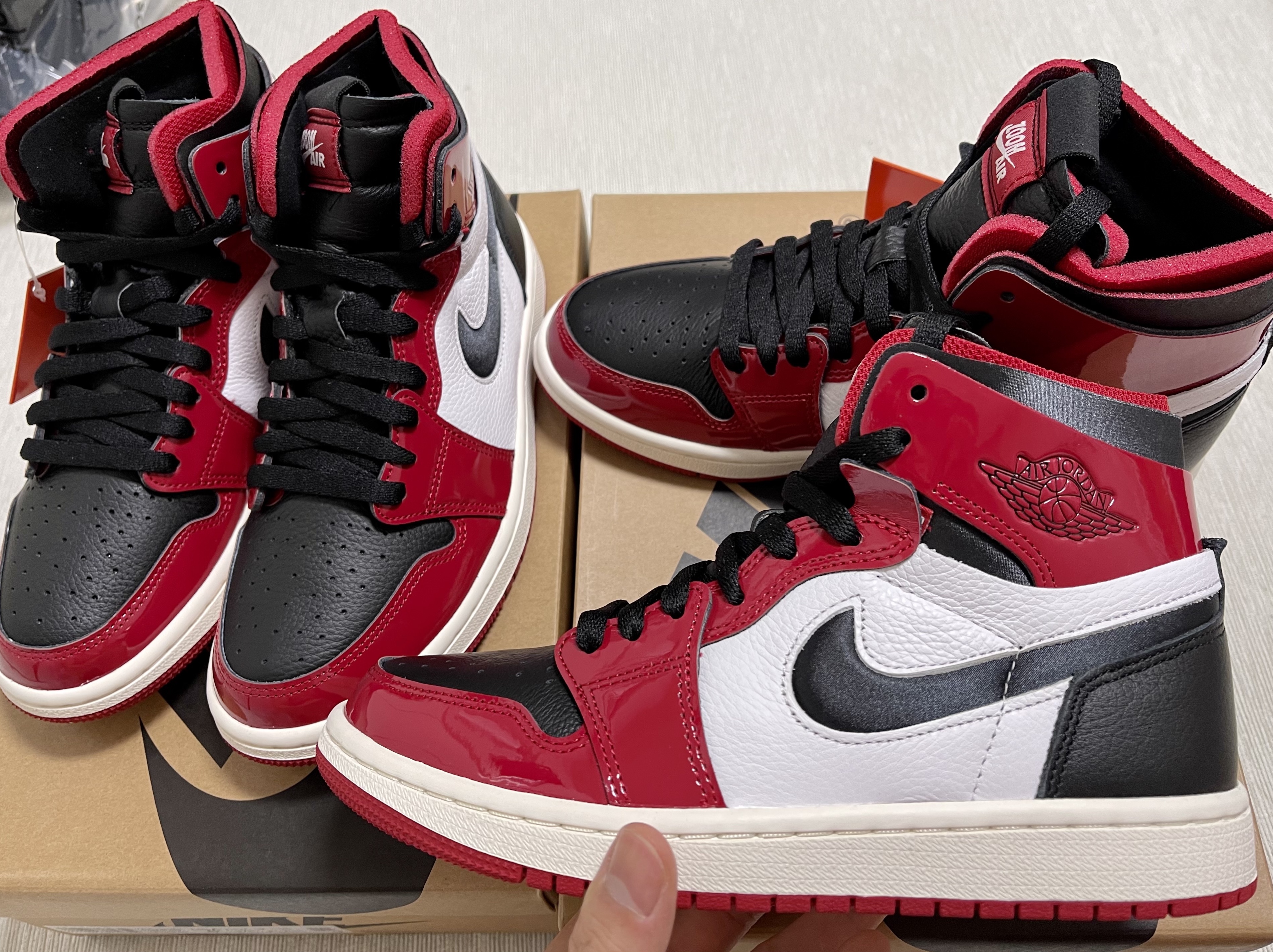(W) Jordan 1 Zoom Air CMFT Gym Red Black 착용 스타일