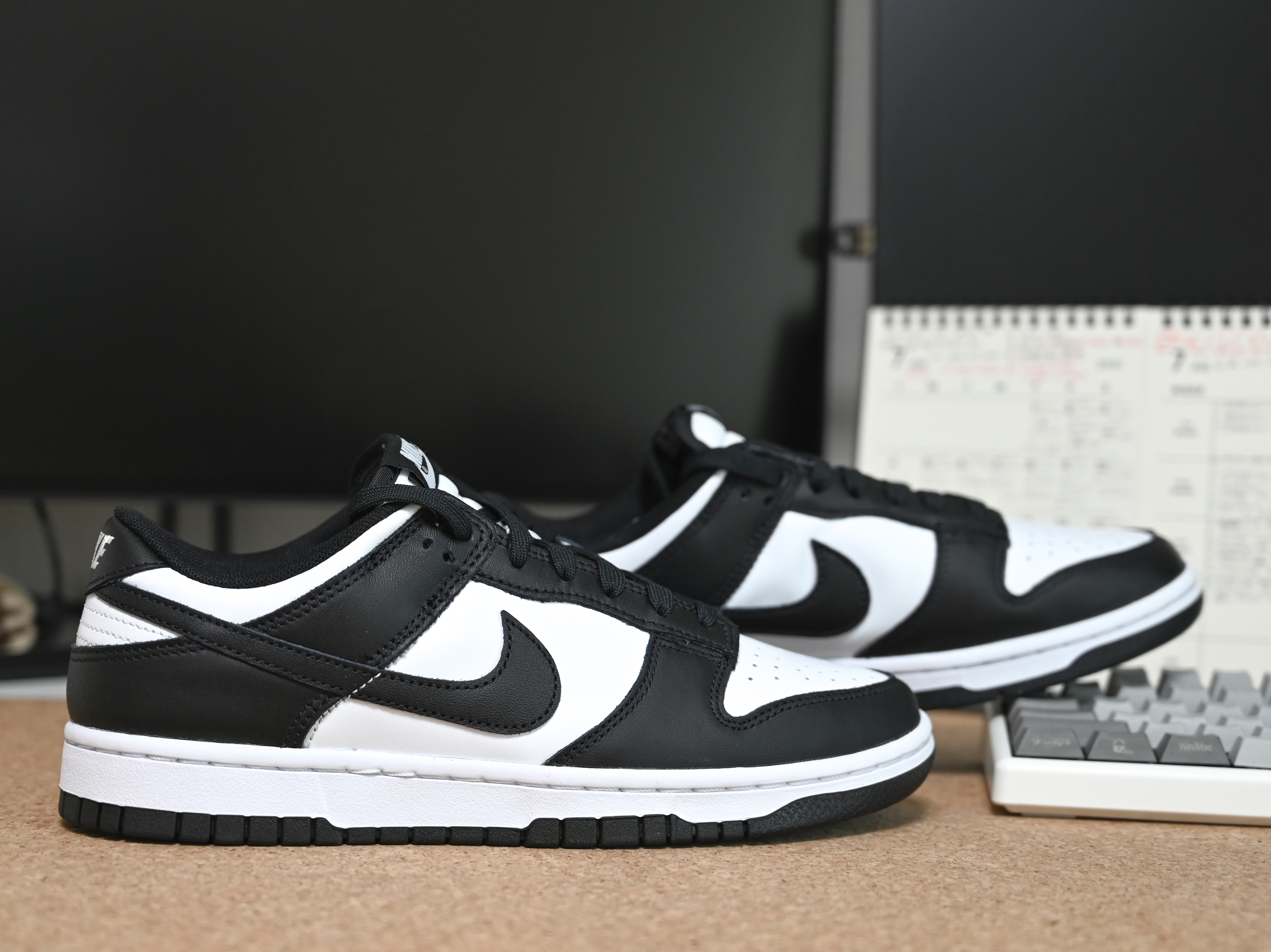 Nike Dunk Low Retro Black 착용 스타일 - 3