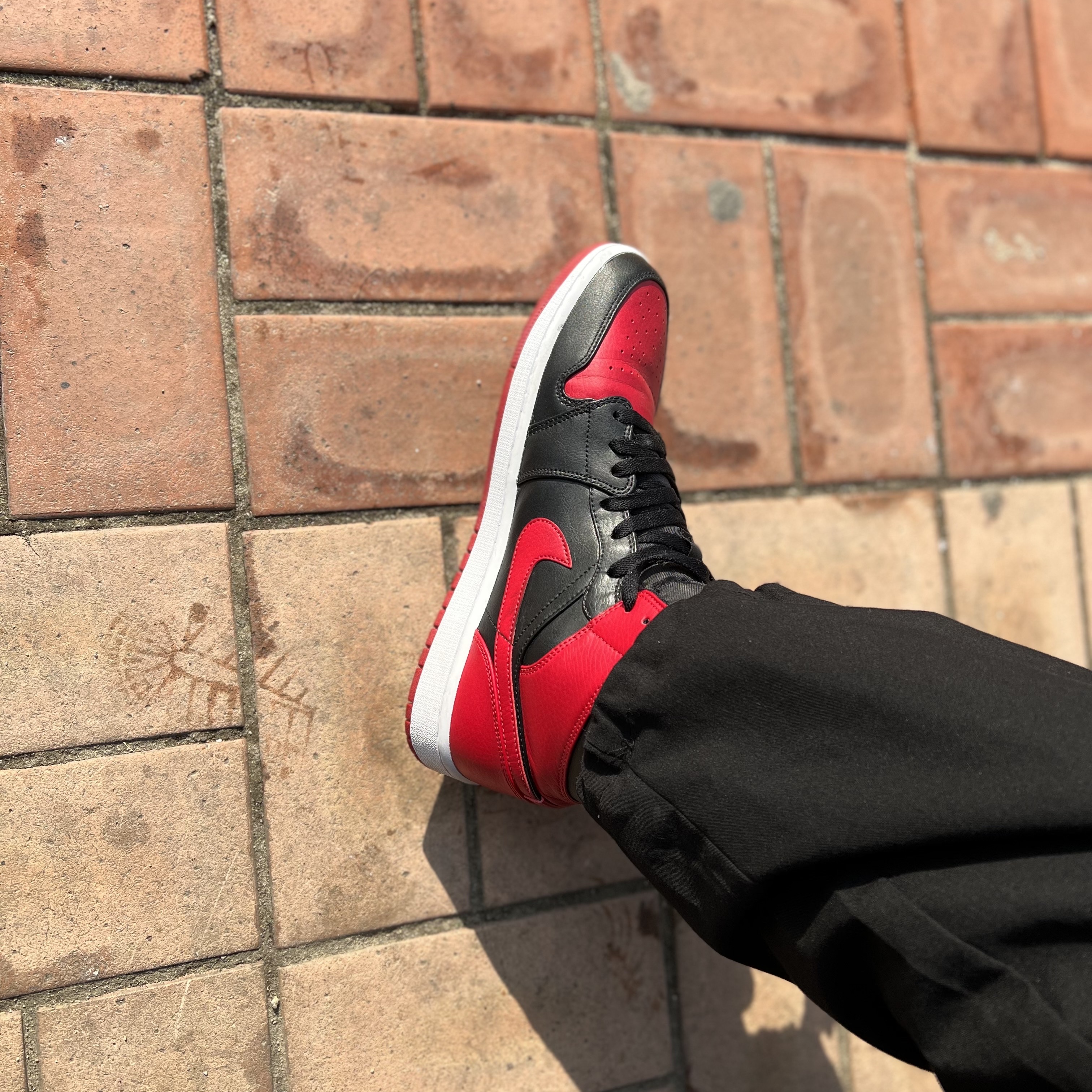 Jordan 1 Mid Bred Banned 2020 착용 스타일