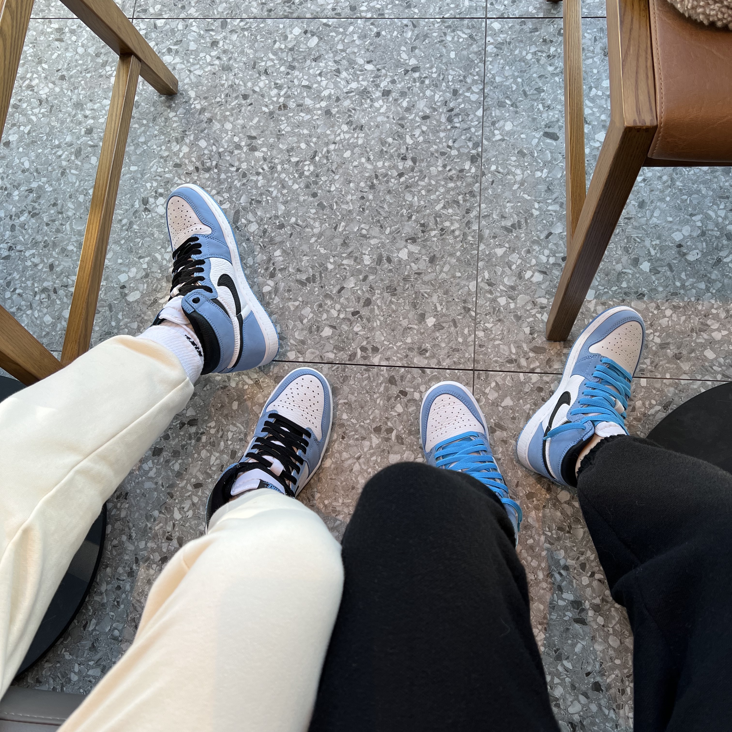 Jordan 1 Retro High OG University Blue, (GS) Jordan 1 Retro High OG University Blue 착용 스타일 - 2
