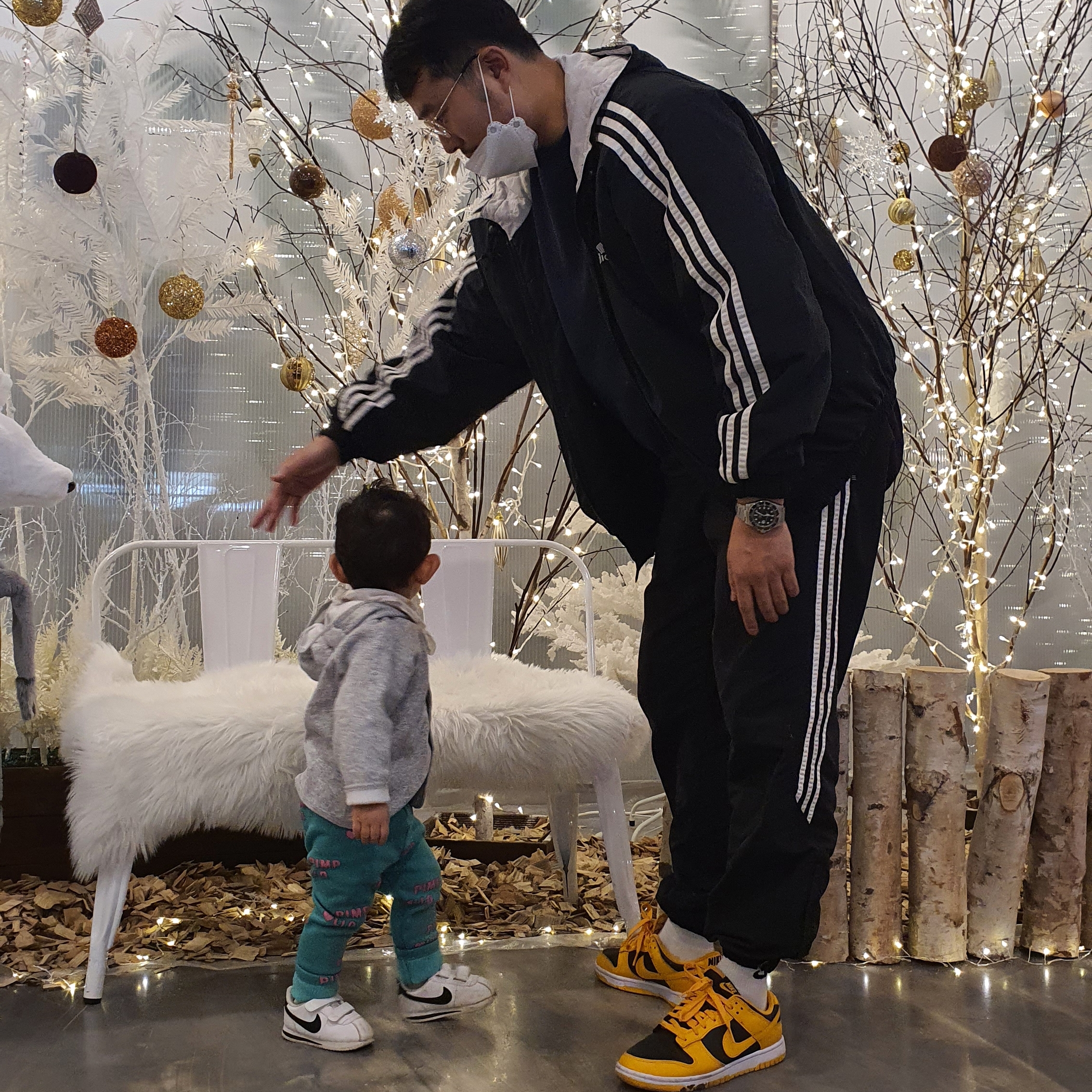 Nike Dunk Low Retro Championship Goldenrod, Rolex Submariner Date 41mm 126610LN Black Oyster 착용 스타일