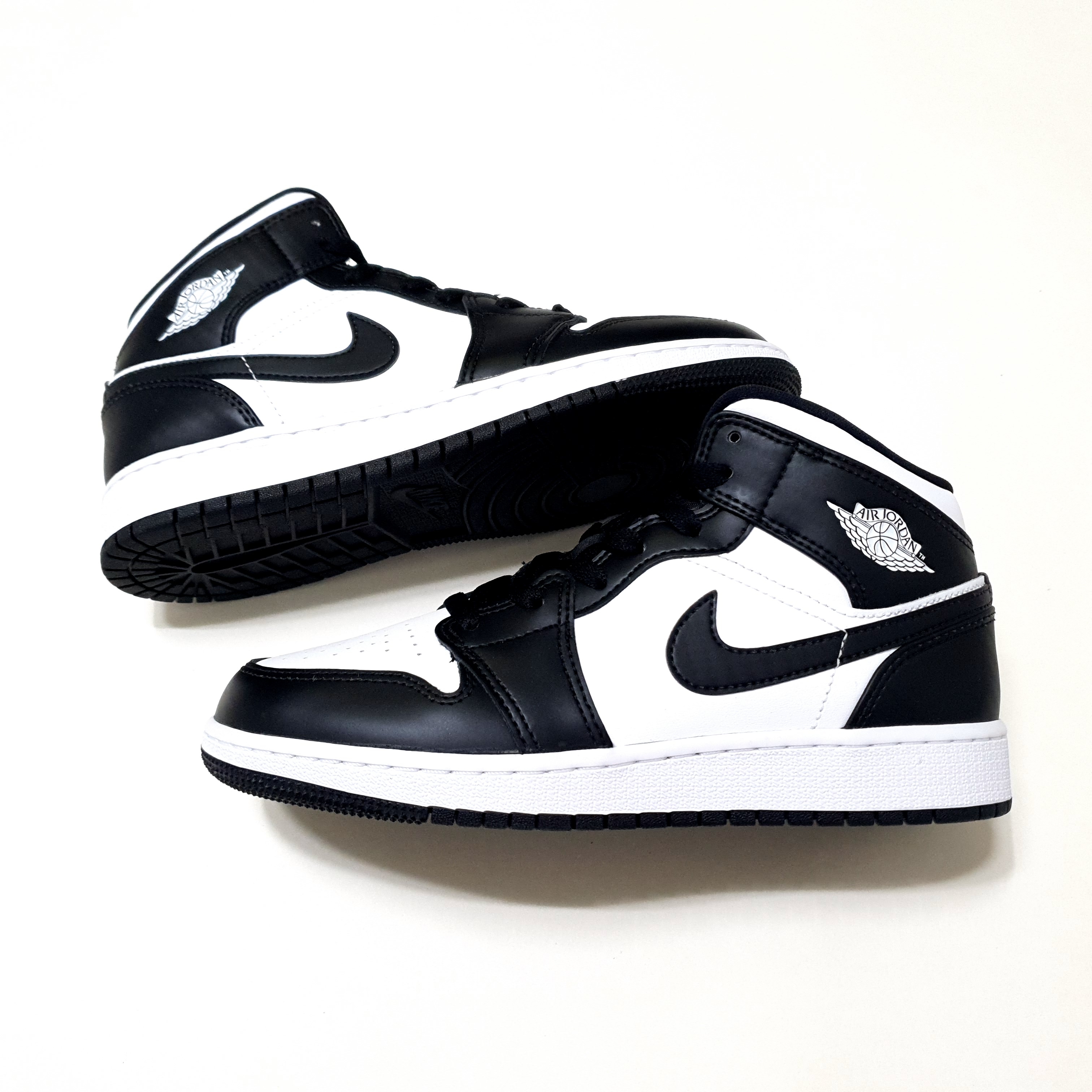 Jordan 1 Mid SE ASW Black 착용 스타일 - 1