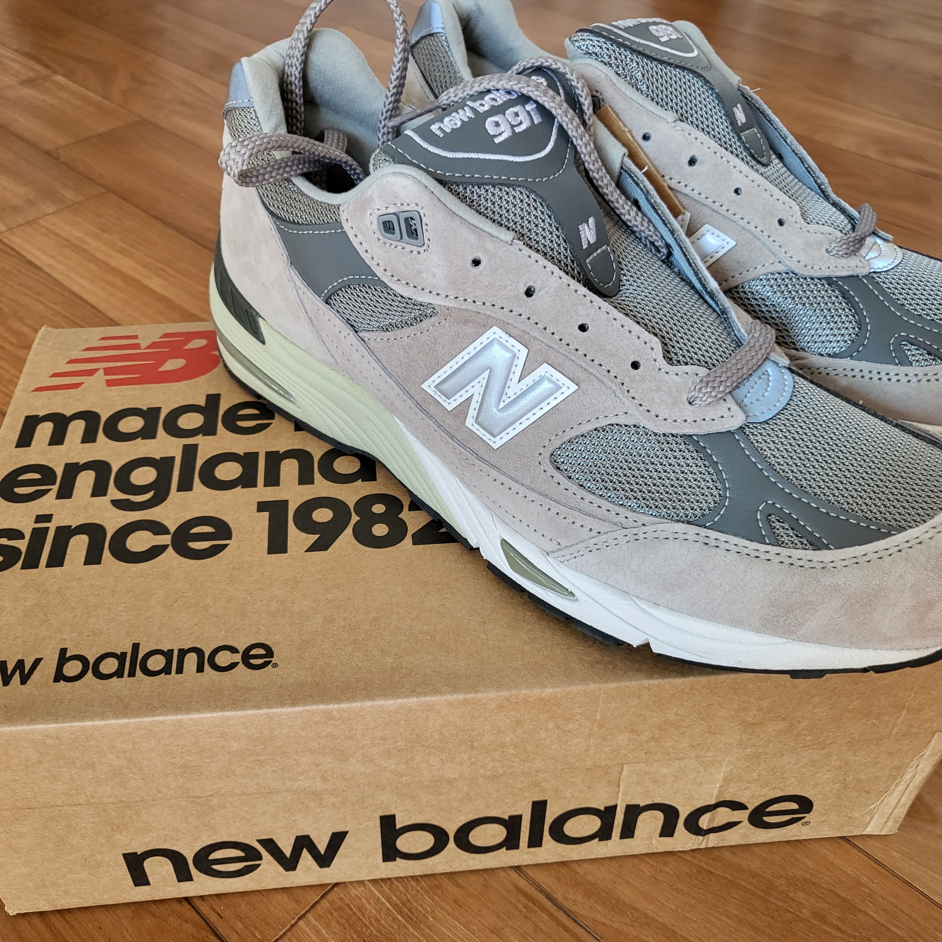 New Balance 991 Made in UK Grey 착용 스타일