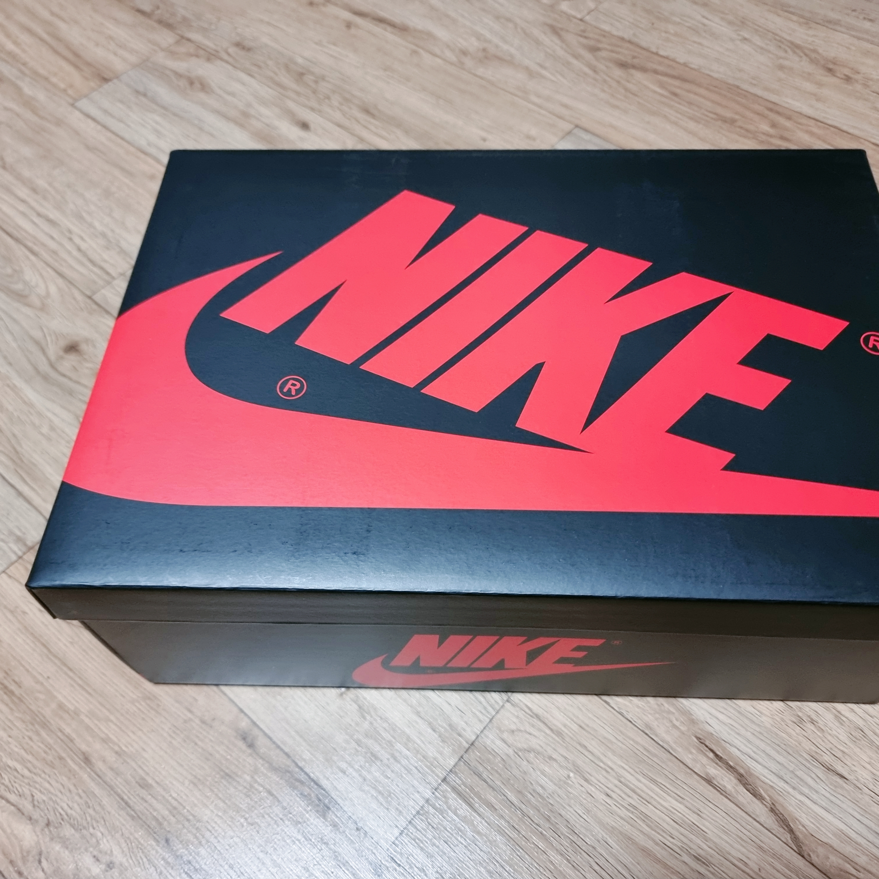 Jordan 1 Retro High OG Dark Marina Blue 착용 스타일 - 1
