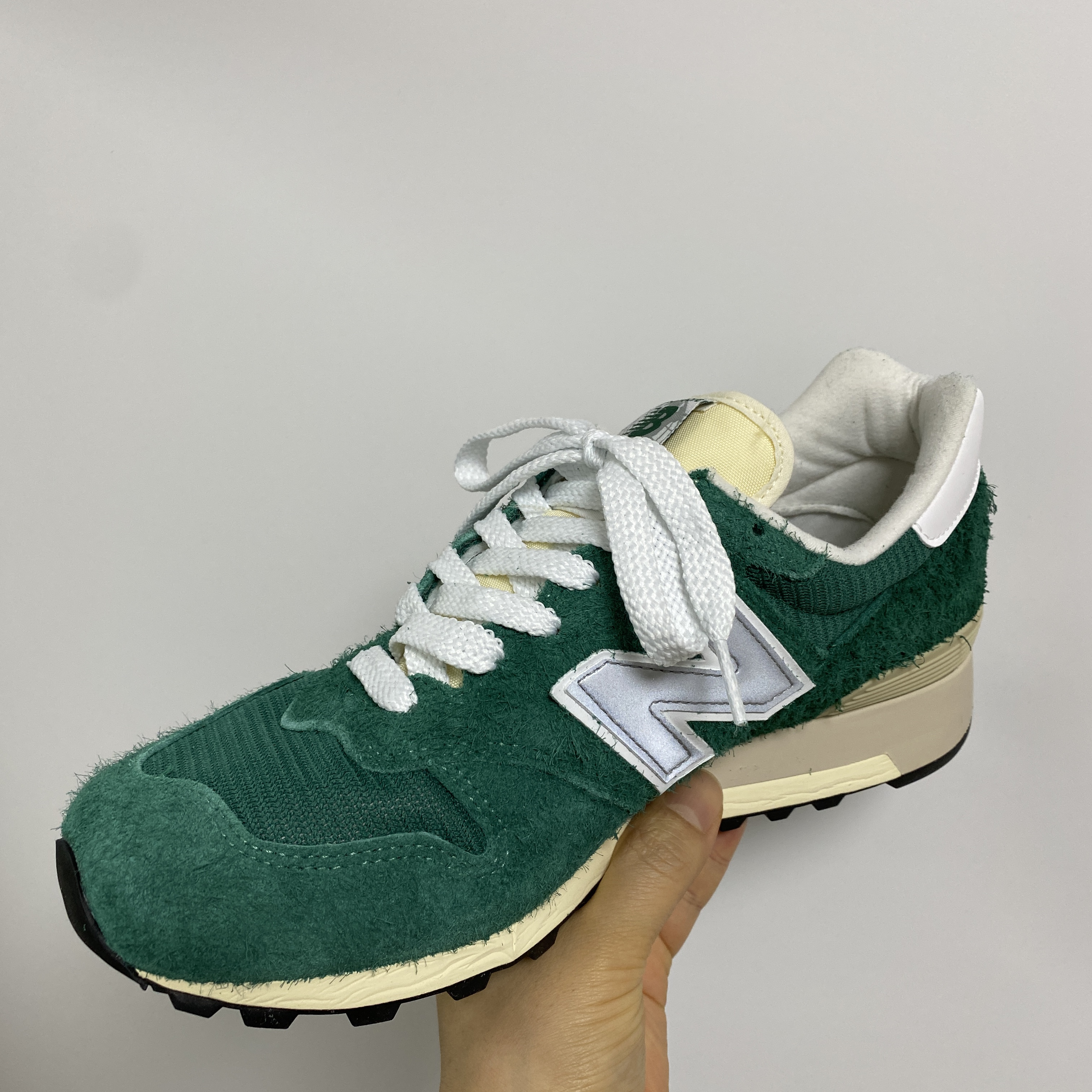New Balance x Aime Leon Dore 1300 Botanical Green 착용 스타일 - 2