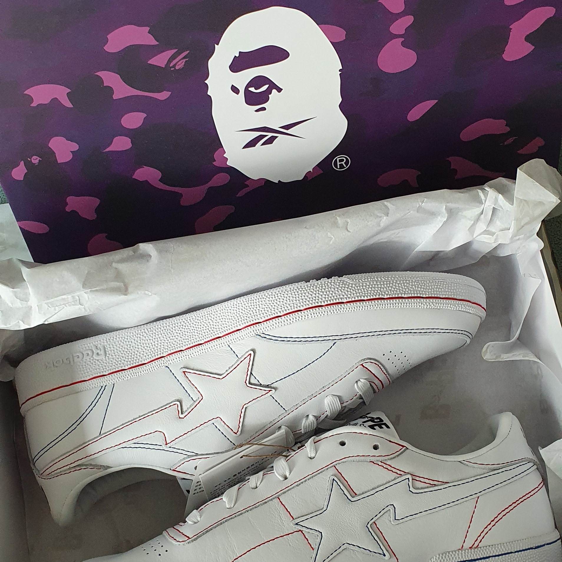 Reebok x BAPE Club C 85 White Contrast Stitch 착용 스타일 - 1