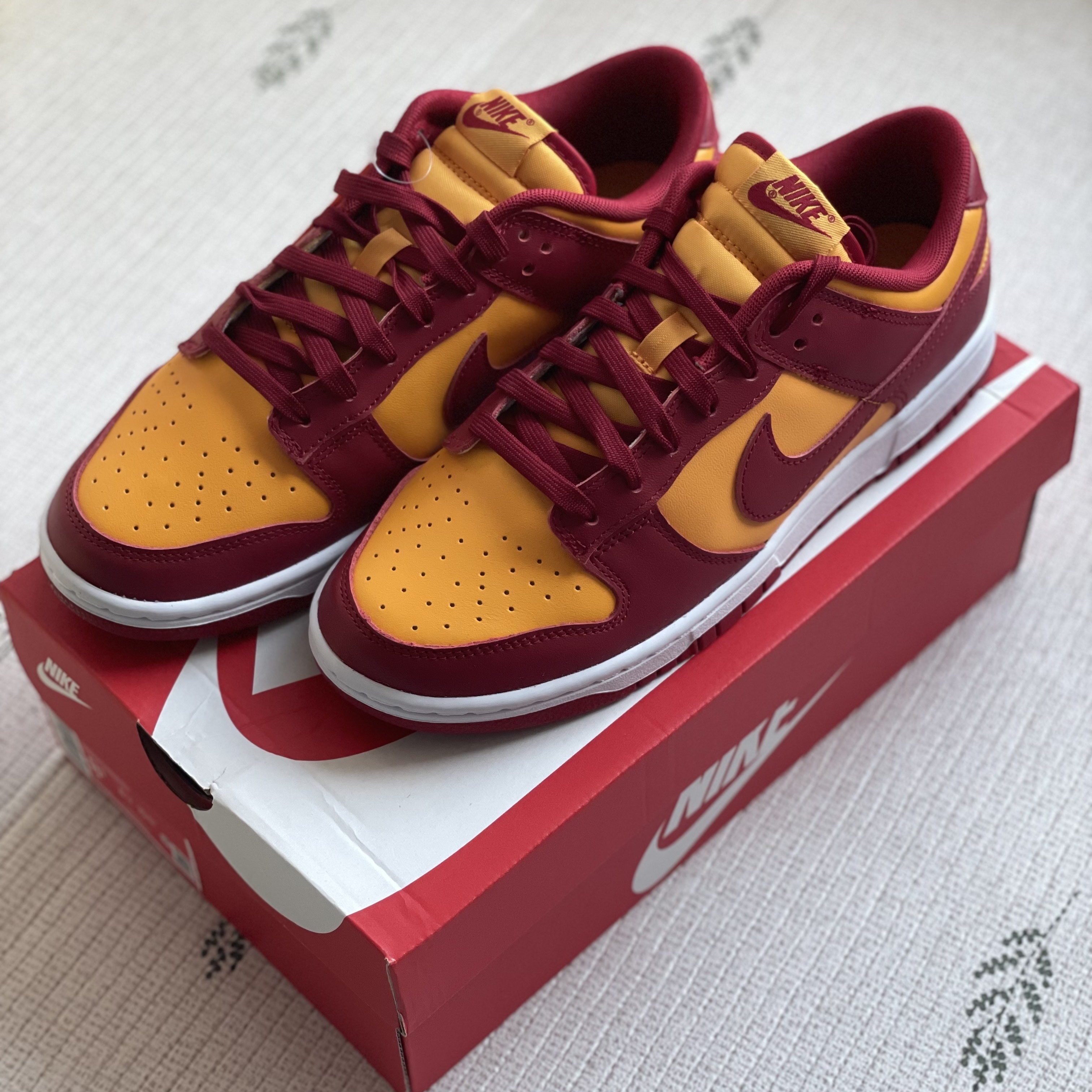 Nike Dunk Low Retro Championship Gold 착용 스타일