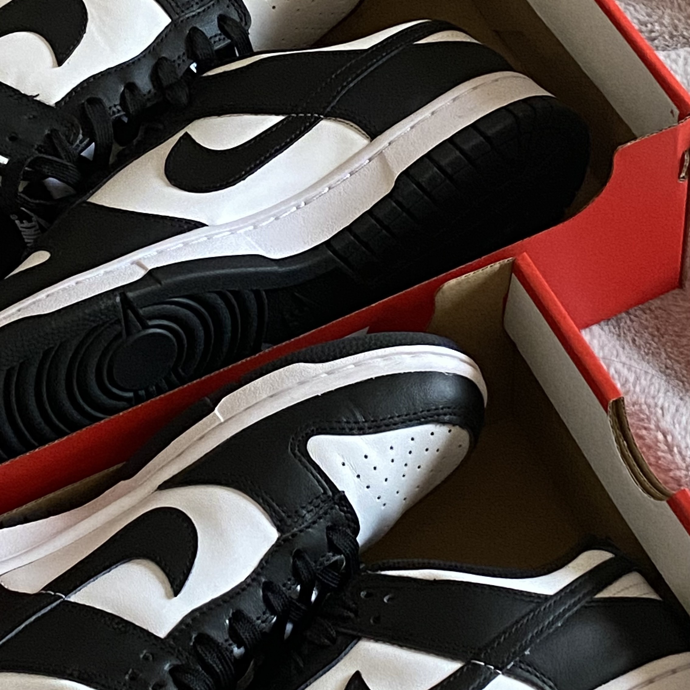 Nike Dunk Low Retro Black, (W) Nike Dunk Low Black 착용 스타일 - 2