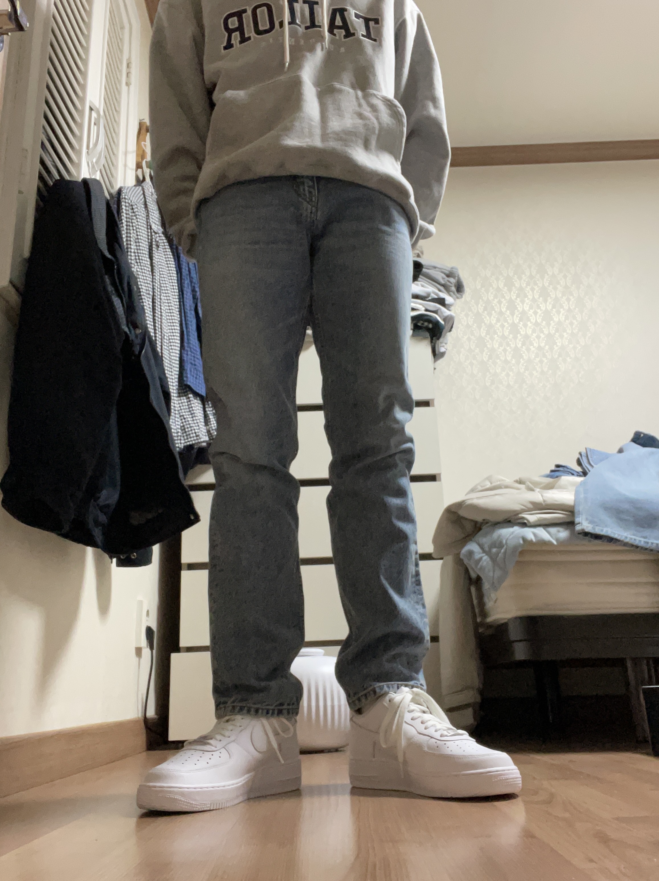Nike Air Force 1 '07 Low White 착용 스타일 - 2