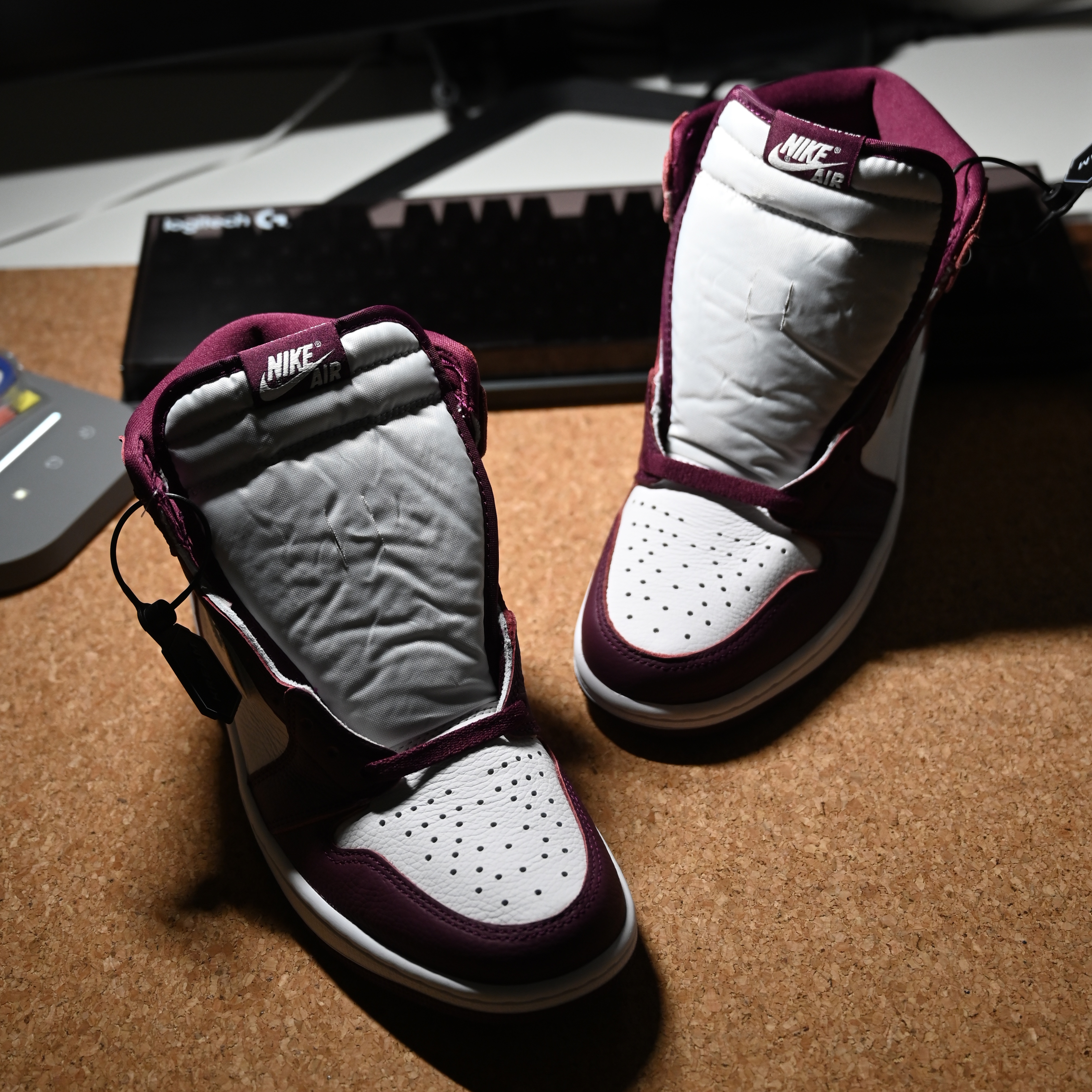 Jordan 1 Retro High OG Bordeaux 착용 스타일 - 1