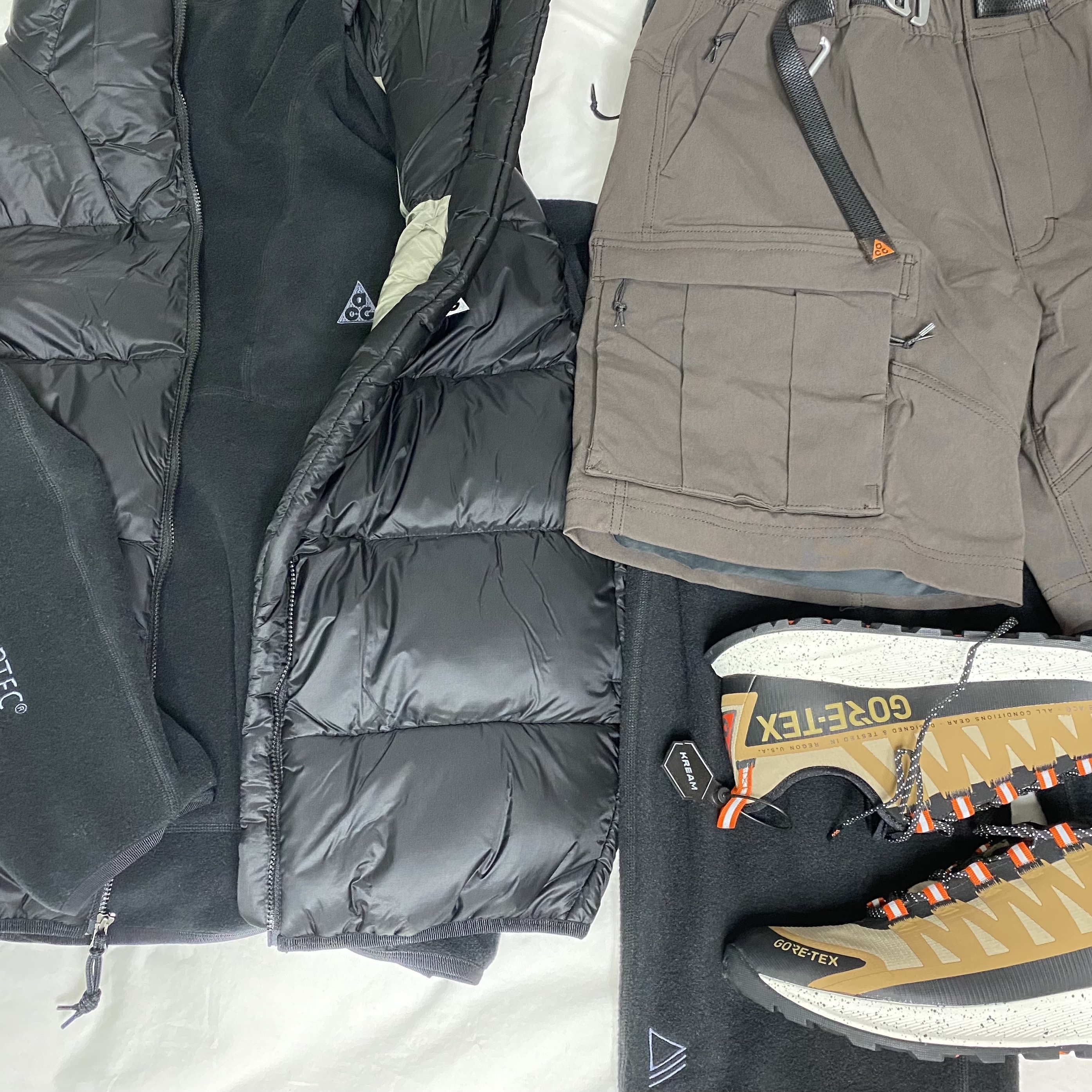Nike ACG Therma-Fit ADV Lunar Lake Puffer Vest Black - Asia, Nike ACG Therma-Fit ADV Lunar Lake Puffer Jacket Black - US/EU 착용 스타일 - 3