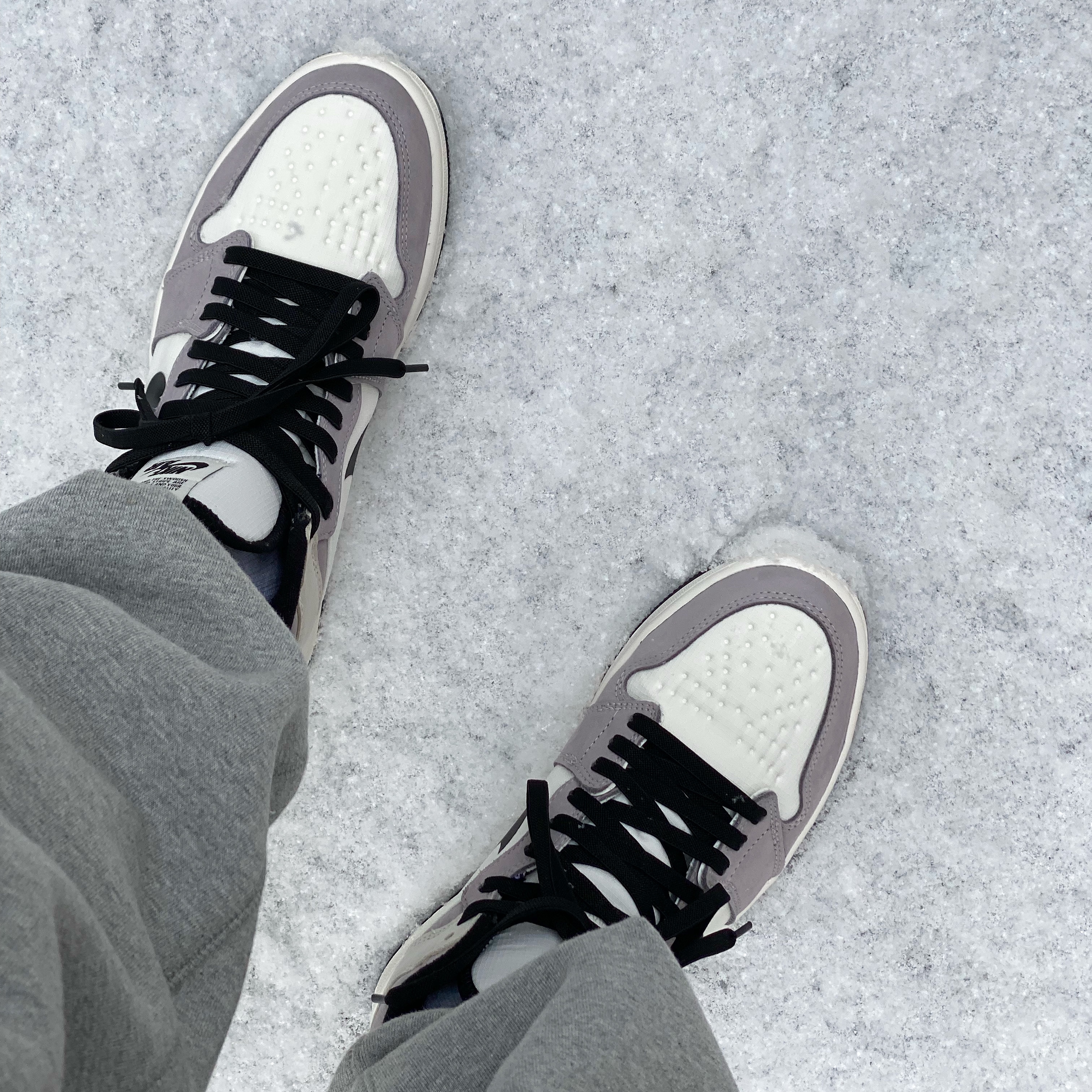 Jordan 1 Element Gore-Tex Sail, Nike NRG Solo Swoosh Fleece Pants Black - US/EU 착용 스타일 - 2