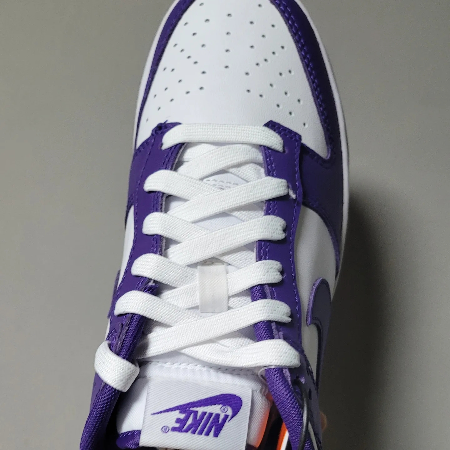 Nike Dunk Low Retro Championship Court Purple 착용 스타일 - 2