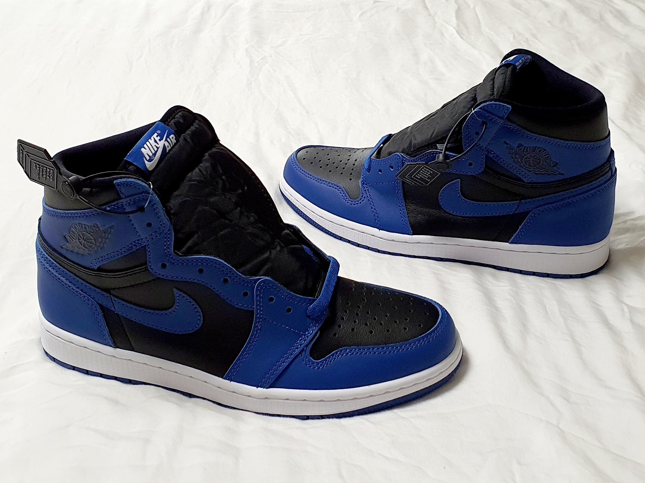 Jordan 1 Retro High OG Dark Marina Blue 착용 스타일 - 3