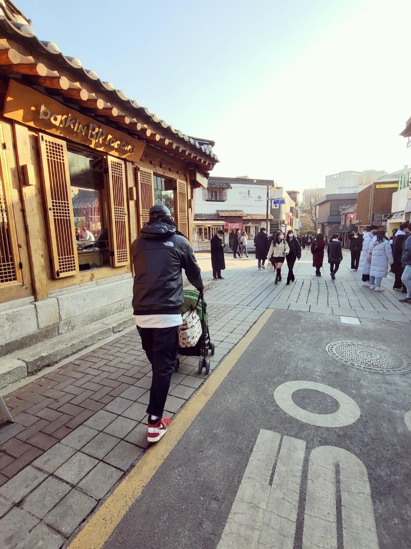 Supreme Leather Camp Cap Black - 21SS, Supreme x The North Face Leather Mountain Parka Black - 18FW 착용 스타일 - 4