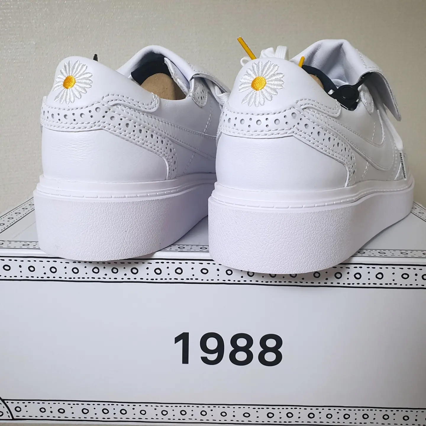 Nike x Peaceminusone Kwondo1 White 착용 스타일 - 3