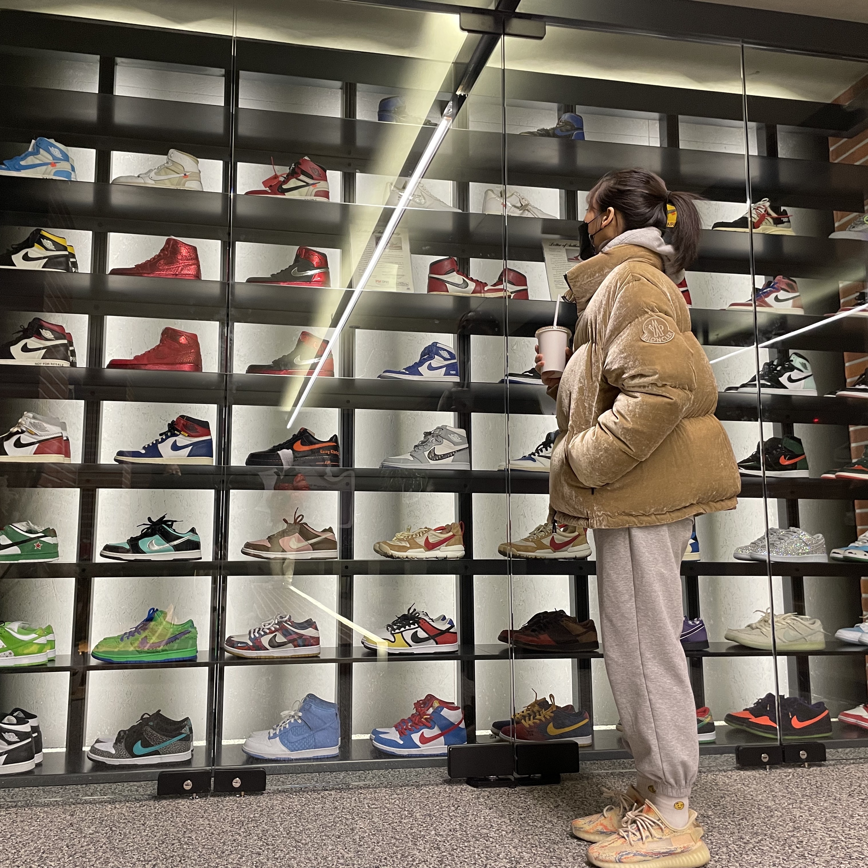 Adidas Yeezy Boost 350 V2 MX Oat 착용 스타일