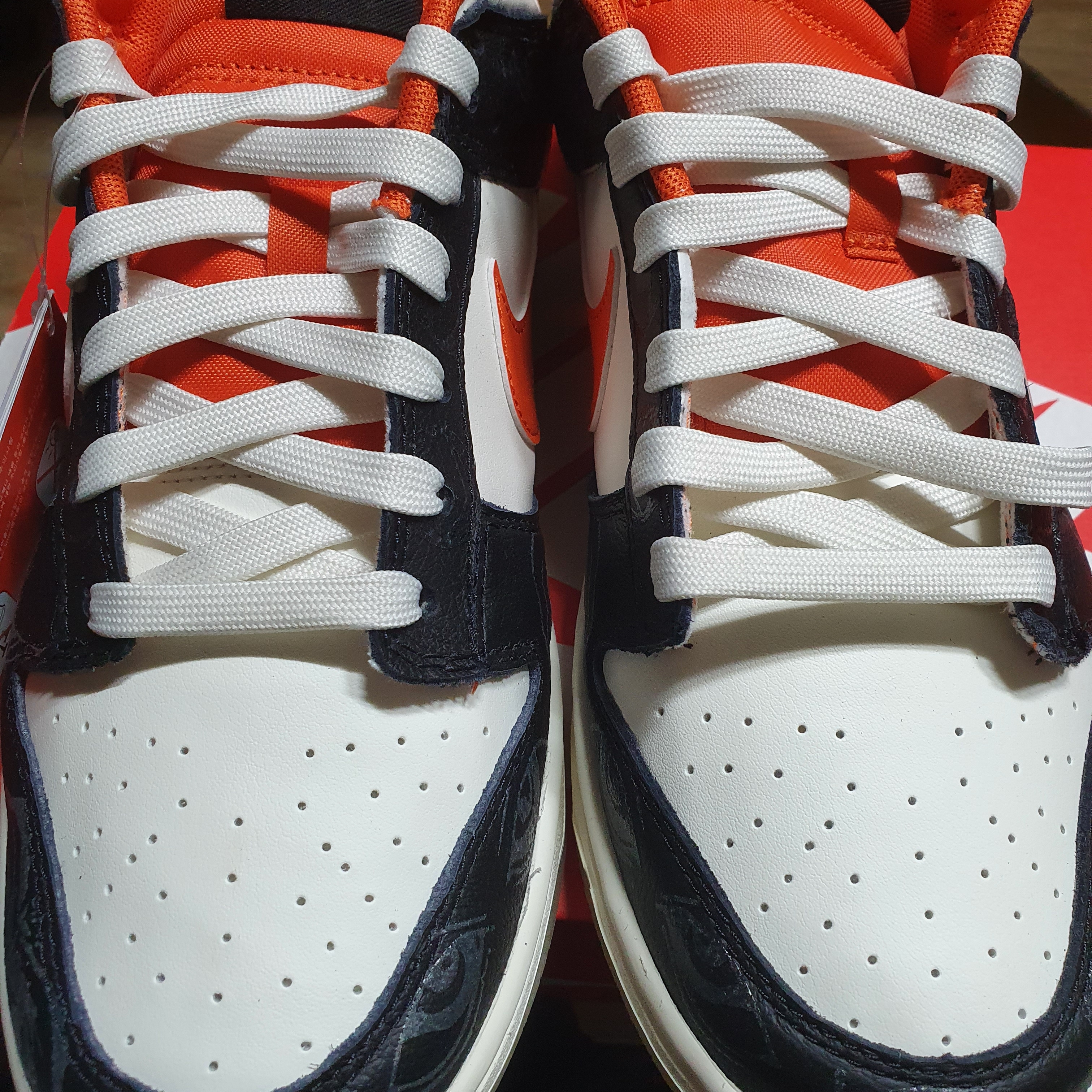 Nike Dunk Low Retro PRM Halloween 착용 스타일 - 1