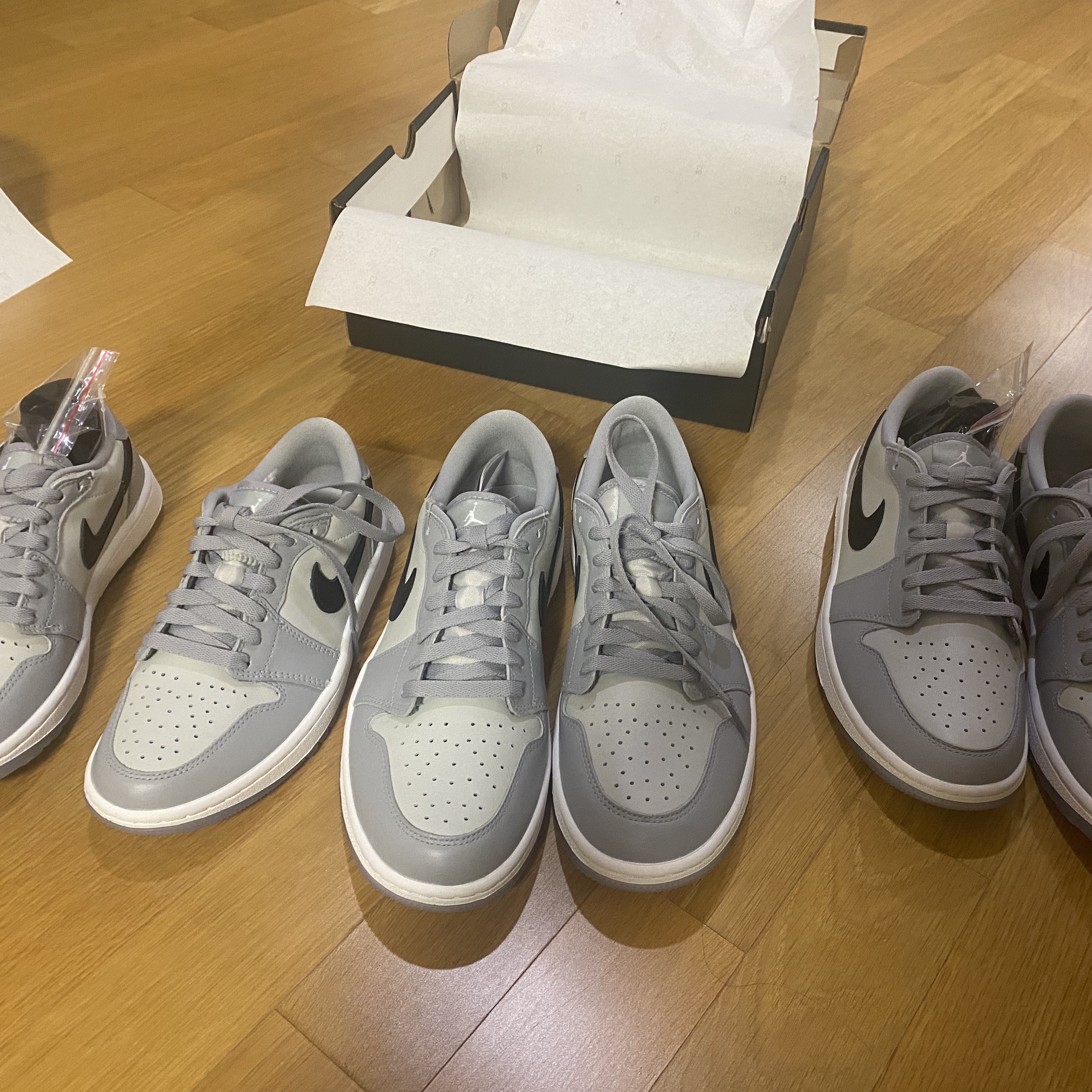Jordan 1 Low Golf Wolf Grey 착용 스타일 - 2