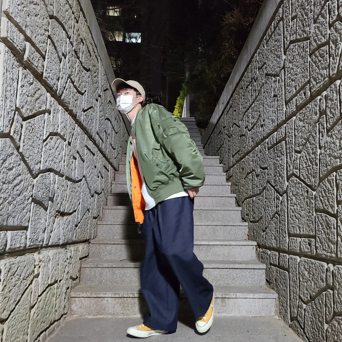 Converse Chuck 70 High Vintage Canvas Sunflower 착용 스타일
