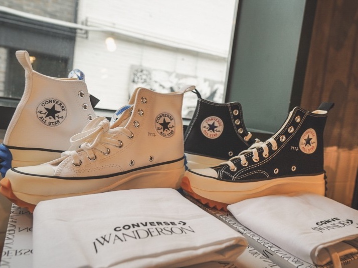Converse x JW Anderson Run Star Hike Hi Black, Converse x JW Anderson Run Star Hike Hi White 착용 스타일 - 2