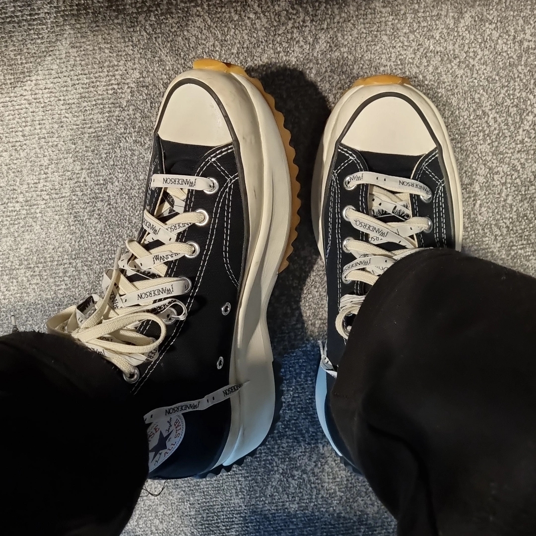 Converse x JW Anderson Run Star Hike Hi Black 착용 스타일