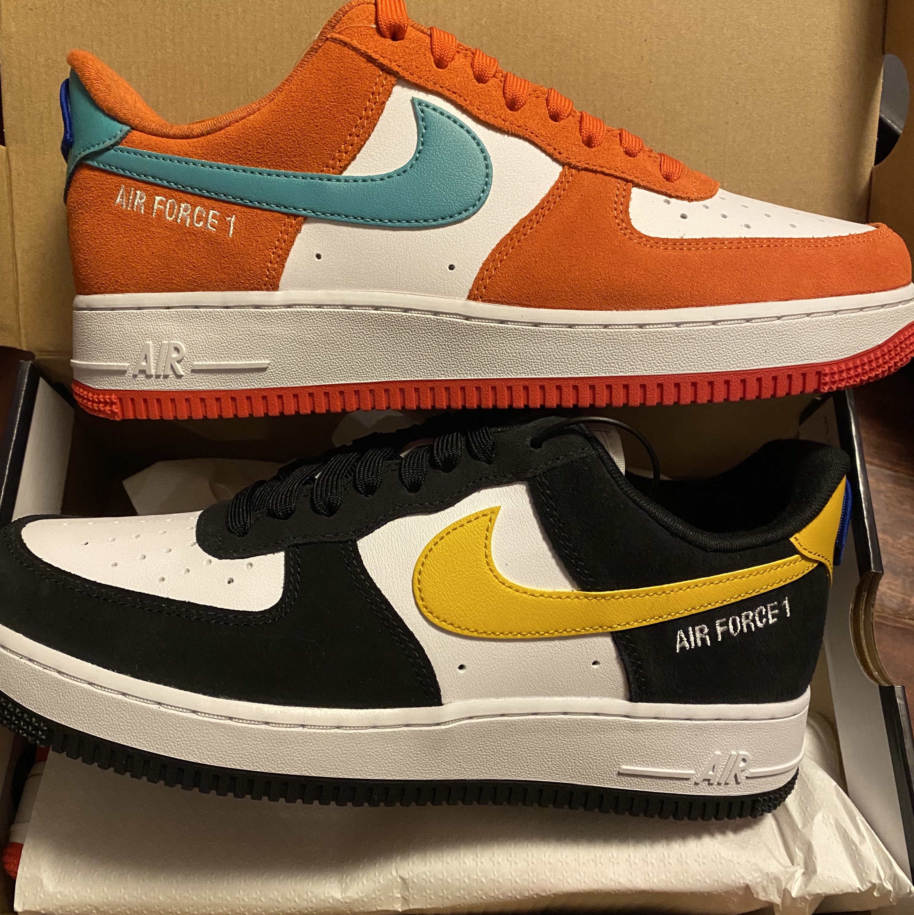 Nike Air Force 1 '07 LV8 Athletic Club Rush Orange Washed Teal, Nike Air Force 1 '07 LV8 Athletic Club Black Dark Sulfur 착용 스타일 - 2