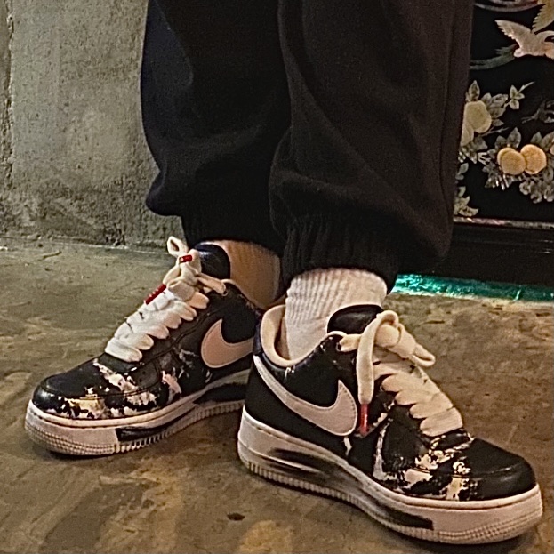 Nike x Peaceminusone Air Force 1 Low Para-Noise 착용 스타일