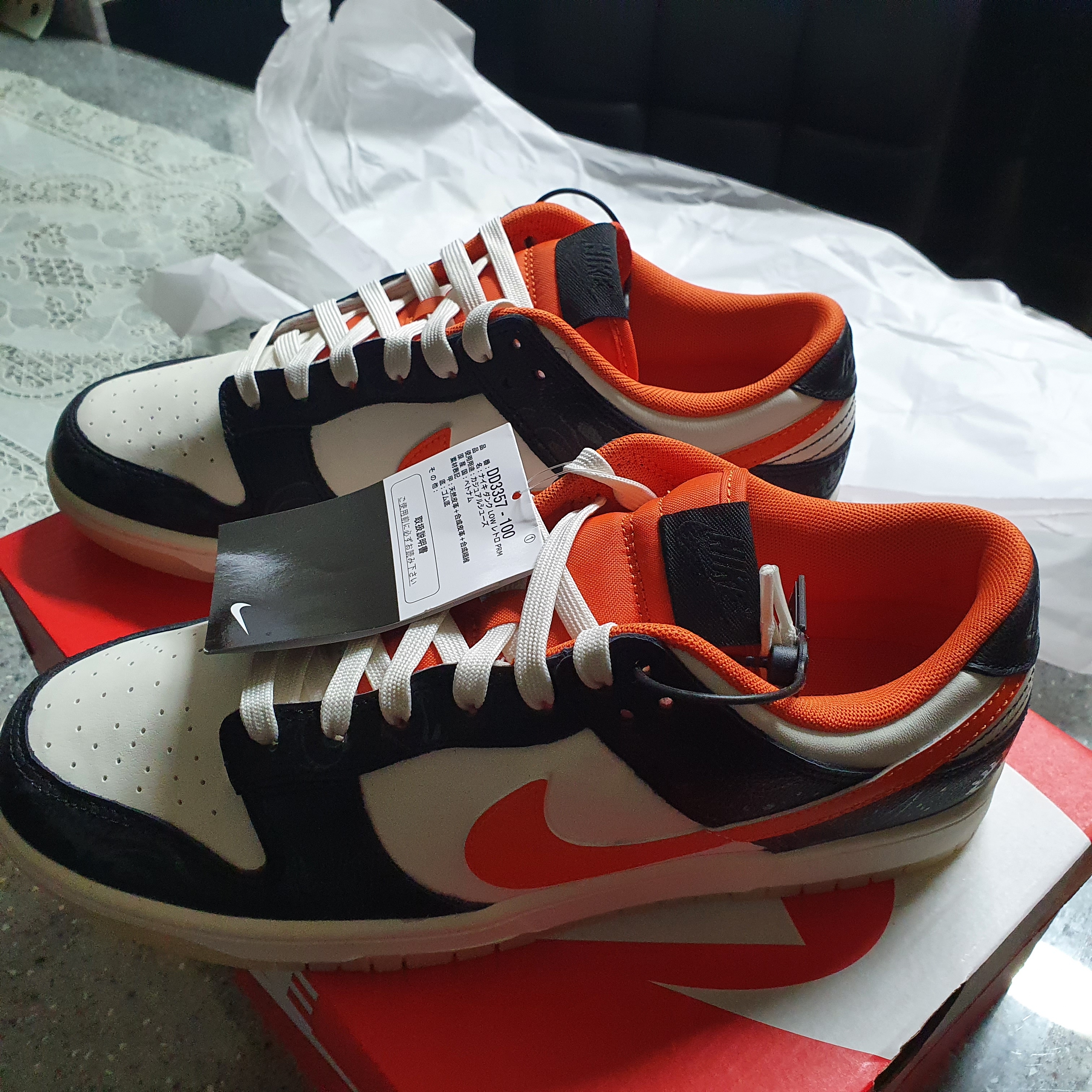 Nike Dunk Low Retro PRM Halloween 착용 스타일 - 2