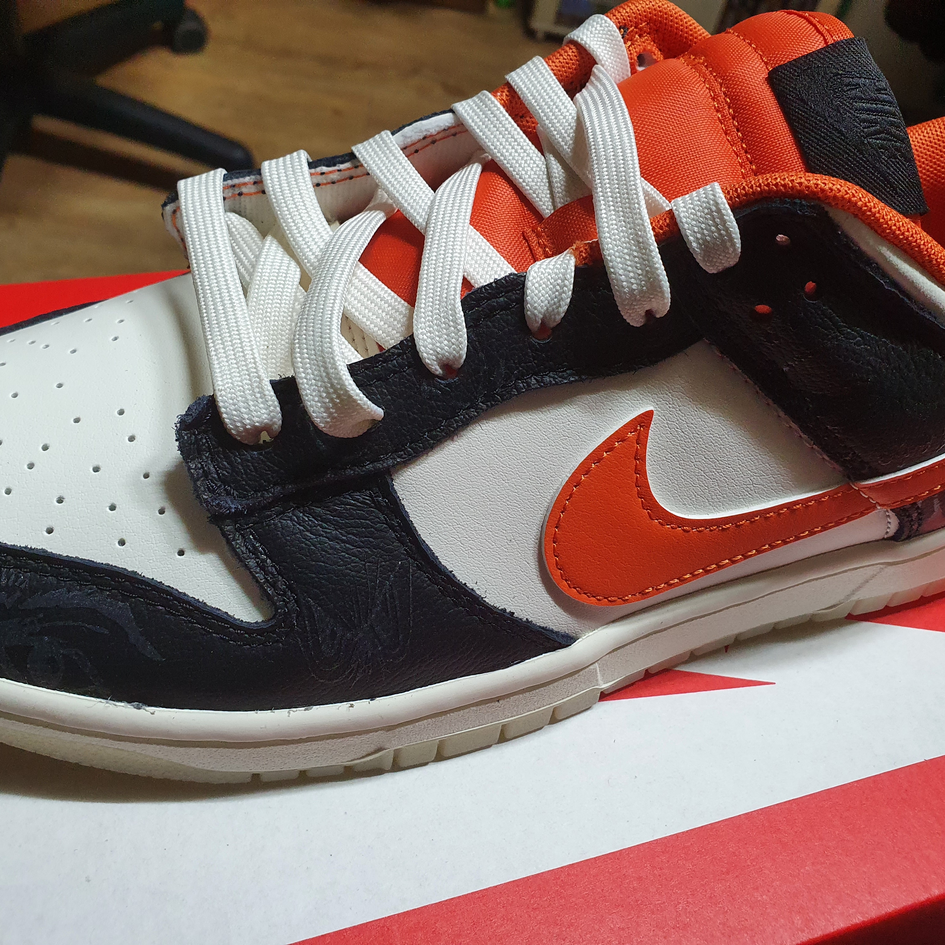Nike Dunk Low Retro PRM Halloween 착용 스타일 - 2