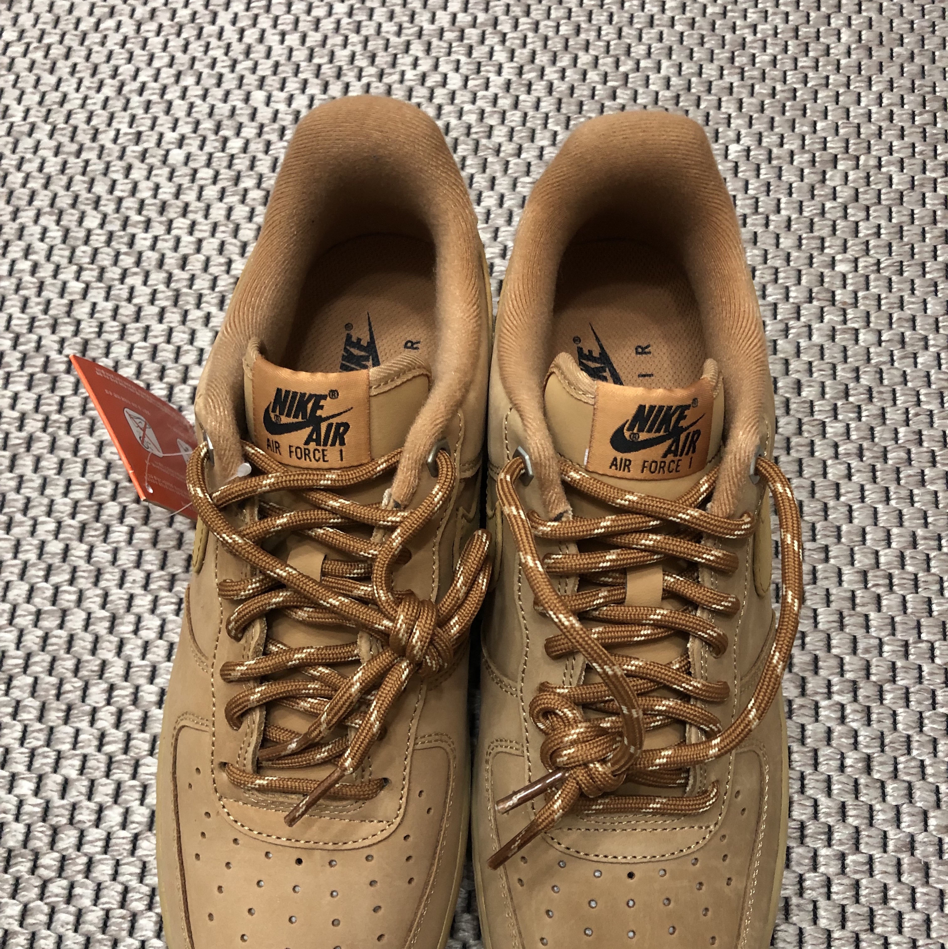 Nike Air Force 1 '07 WB Flax 착용 스타일 - 3
